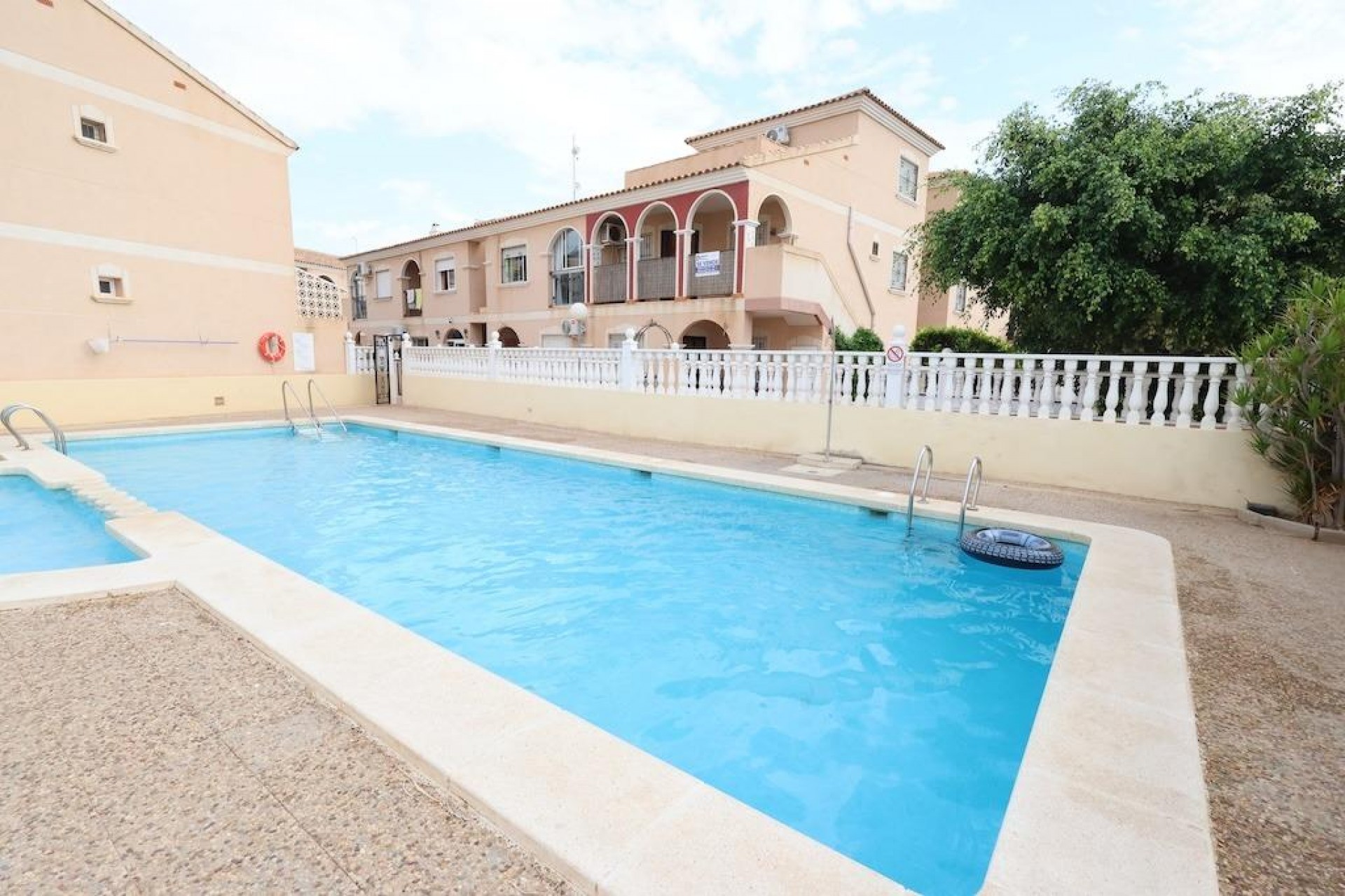Resale - Bungalow -
Orihuela Costa - Costa Blanca