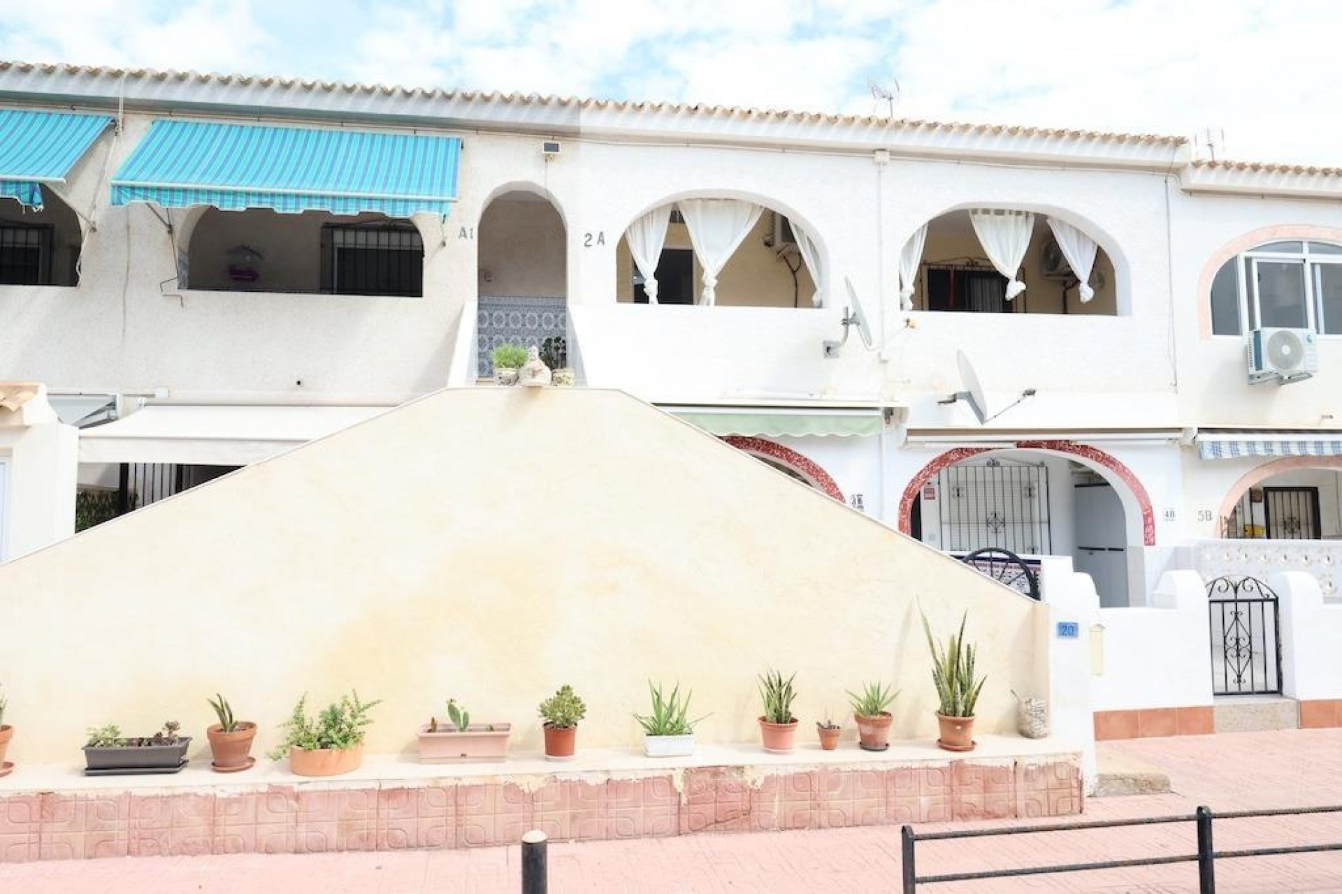 Resale - Bungalow -
Orihuela Costa - Costa Blanca