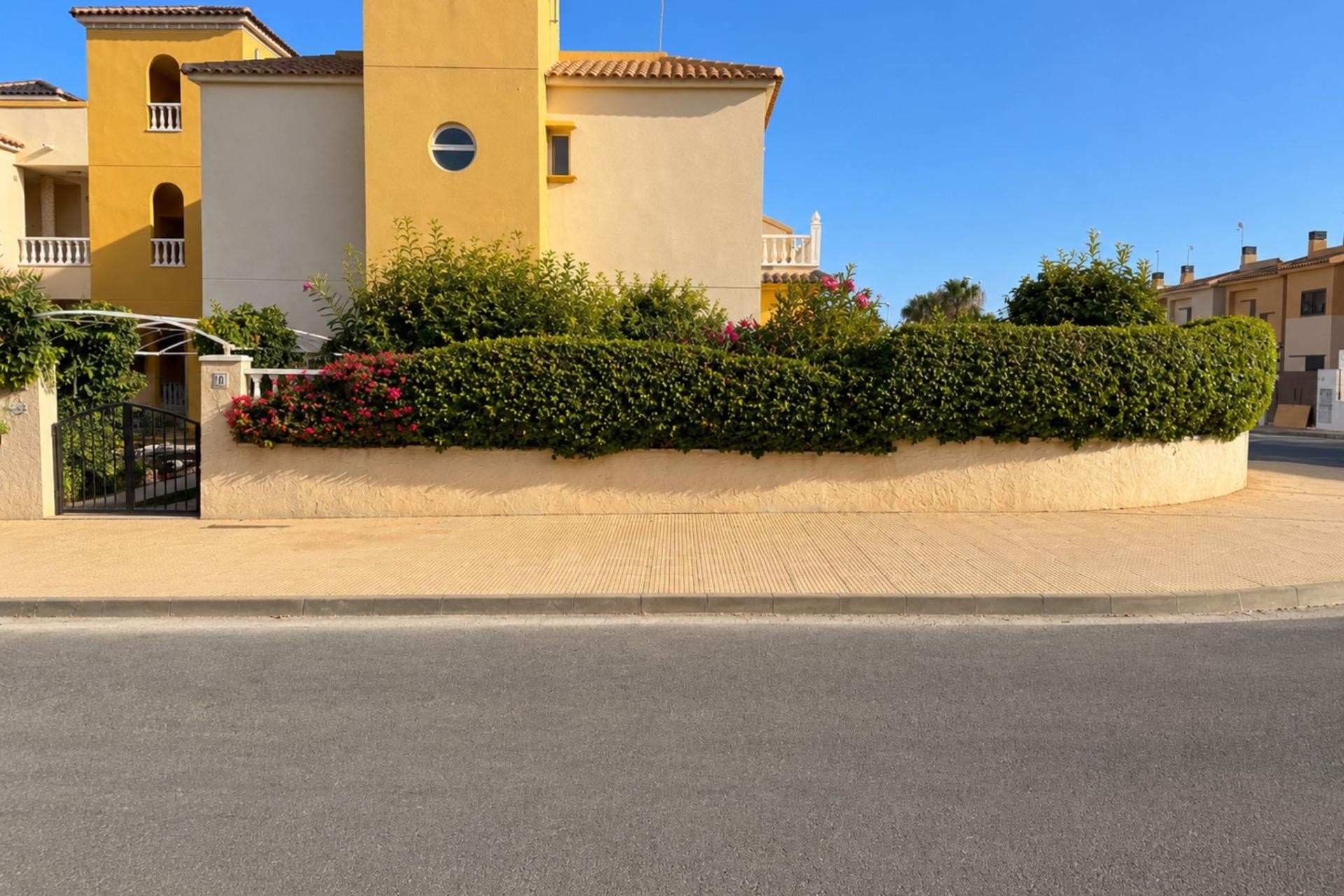 Resale - Bungalow -
Orihuela Costa - Lomas de Cabo Roig