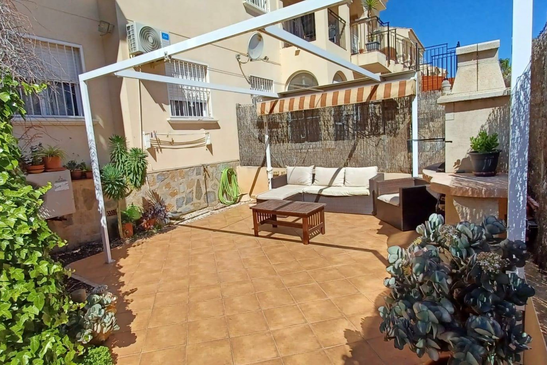 Resale - Bungalow -
Orihuela Costa - Los Almendros-la Florida