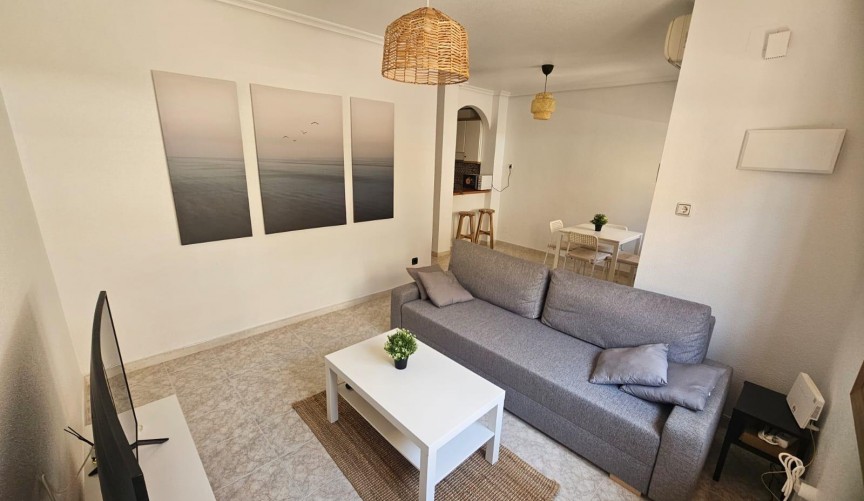 Resale - Bungalow -
Orihuela Costa - Playa Flamenca