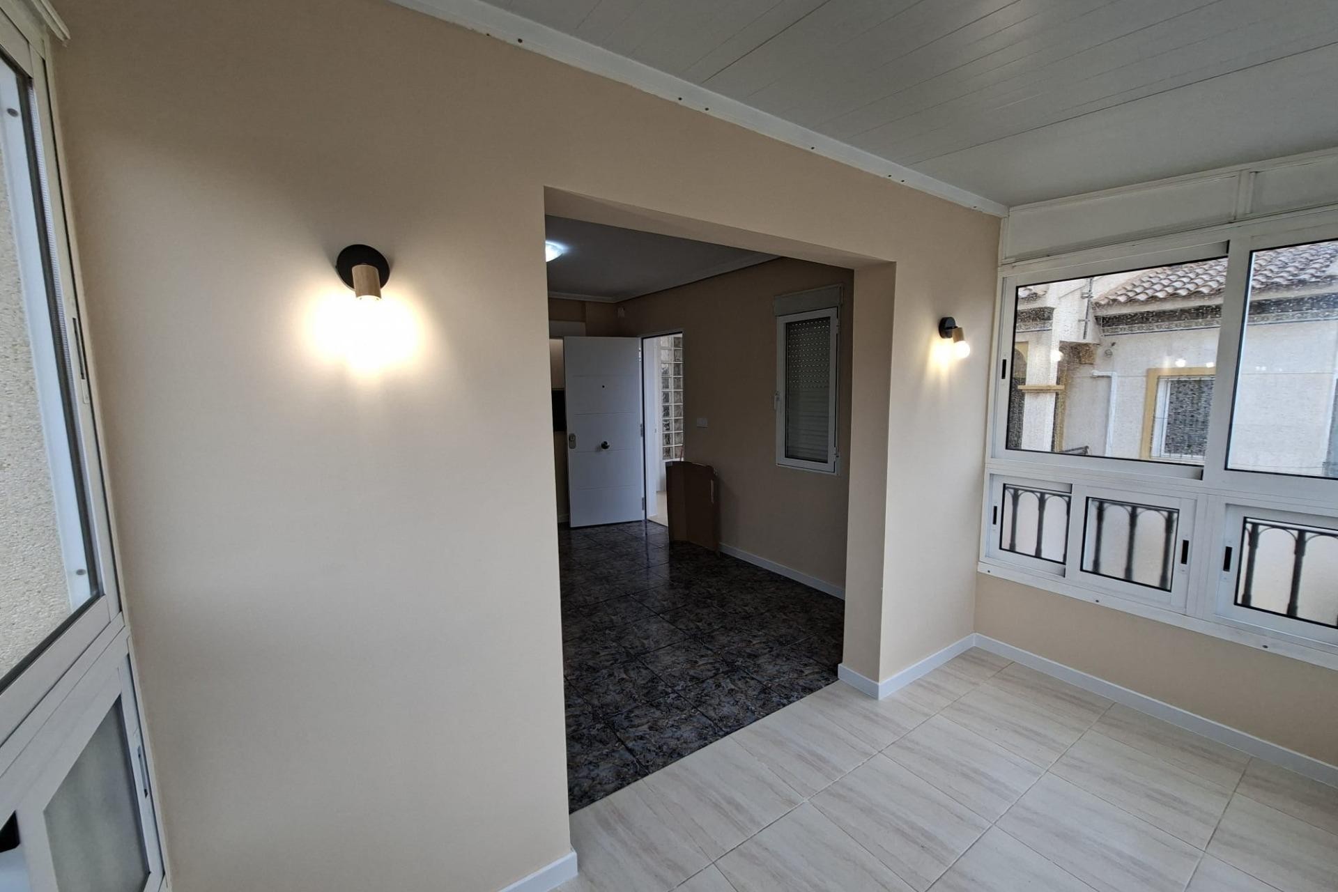 Resale - Bungalow -
Orihuela Costa - Punta Prima