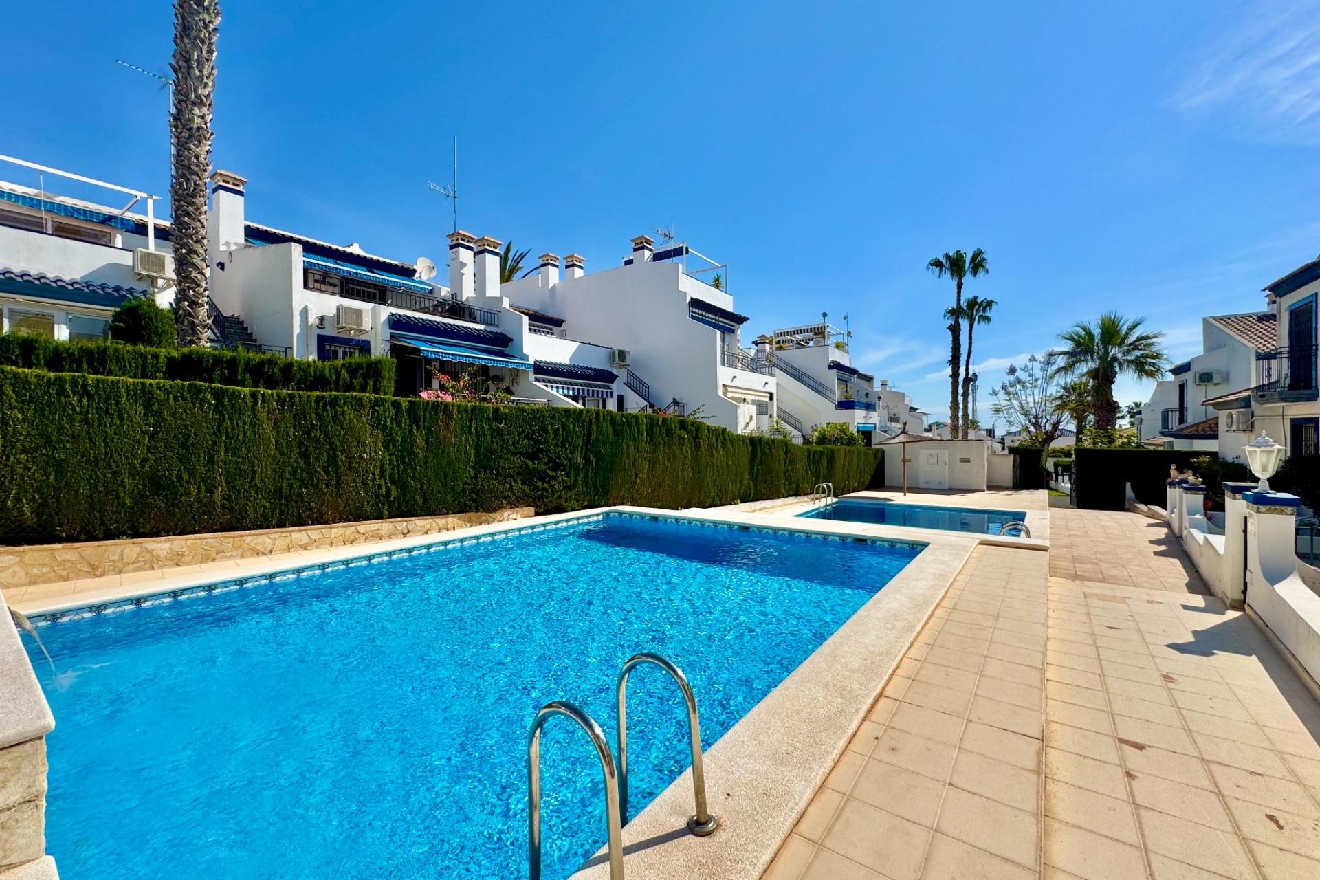 Resale - Bungalow -
Orihuela Costa - Villamartín-las Filipinas