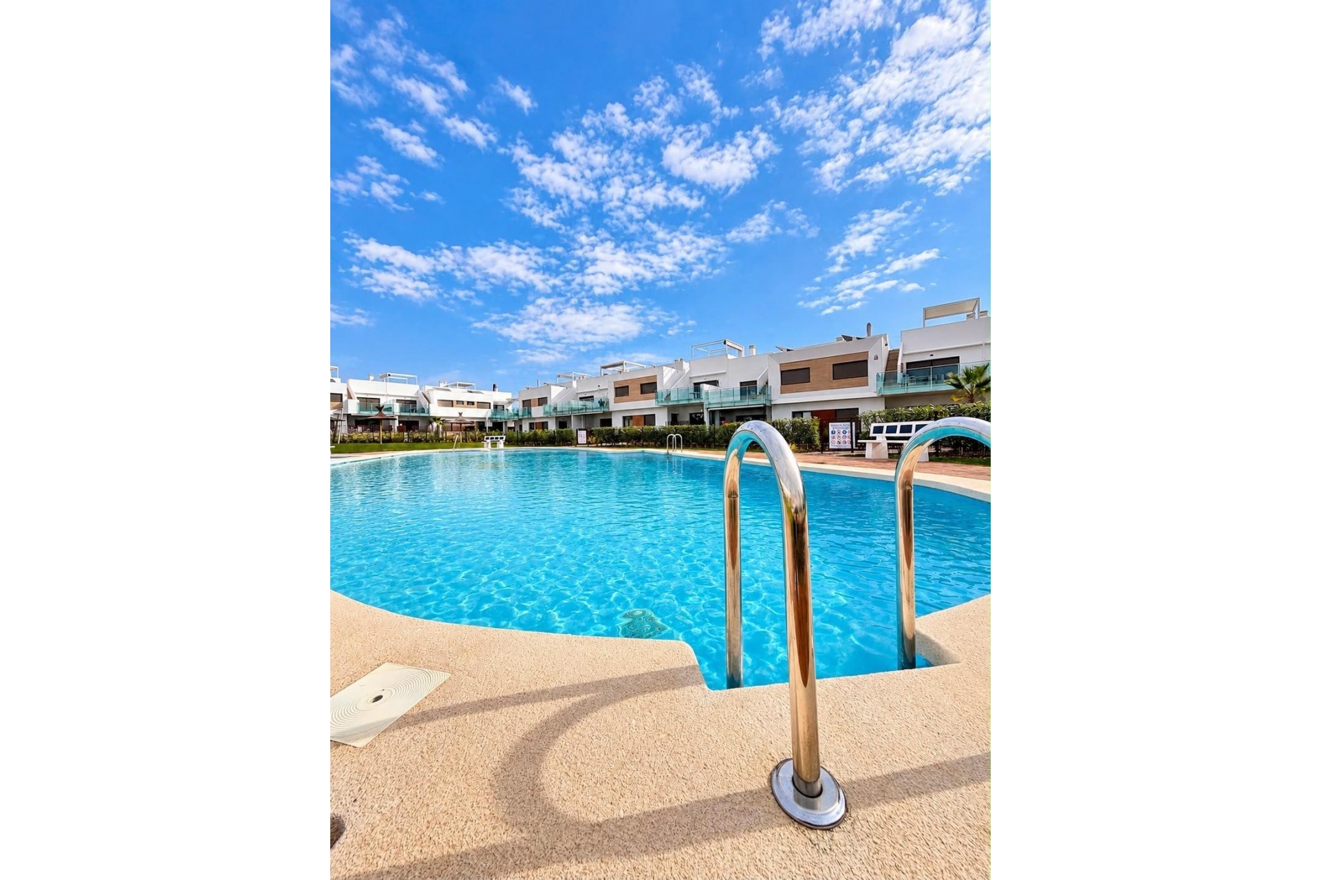 Resale - Bungalow -
Orihuela - Desamparados-hurchillo-torremendo