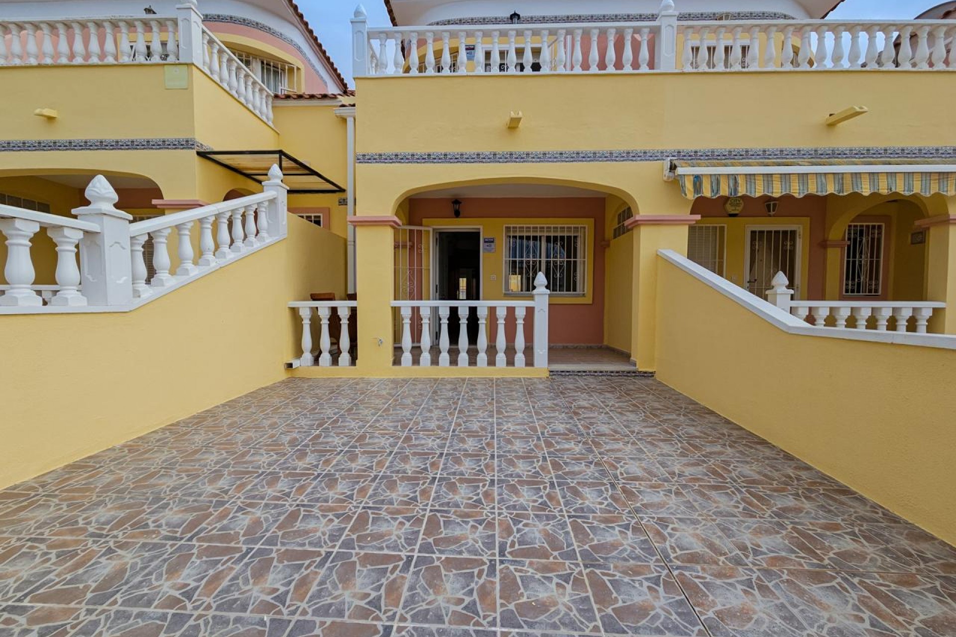 Resale - Bungalow -
Orihuela - Inland