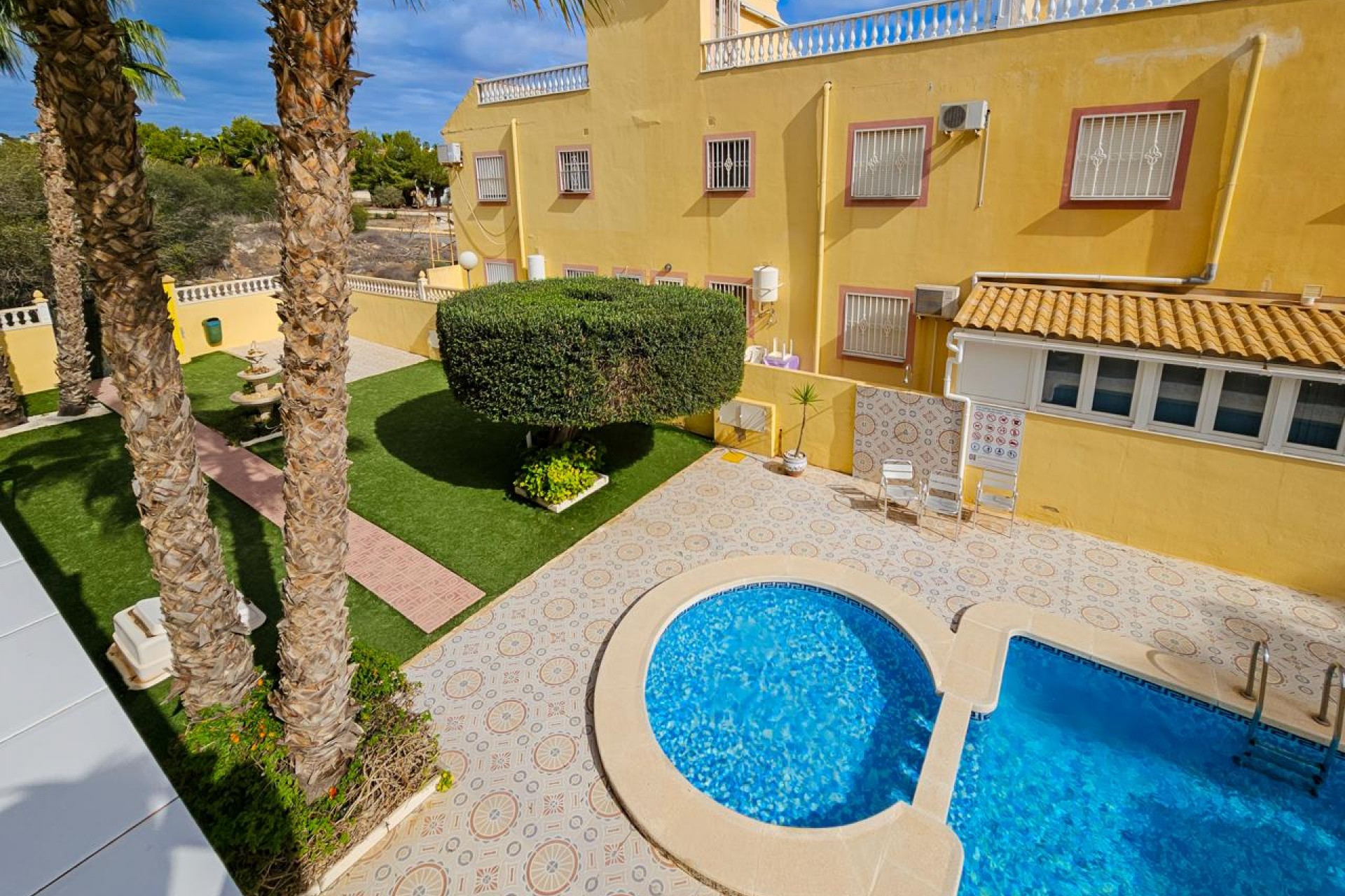 Resale - Bungalow -
Orihuela - Inland