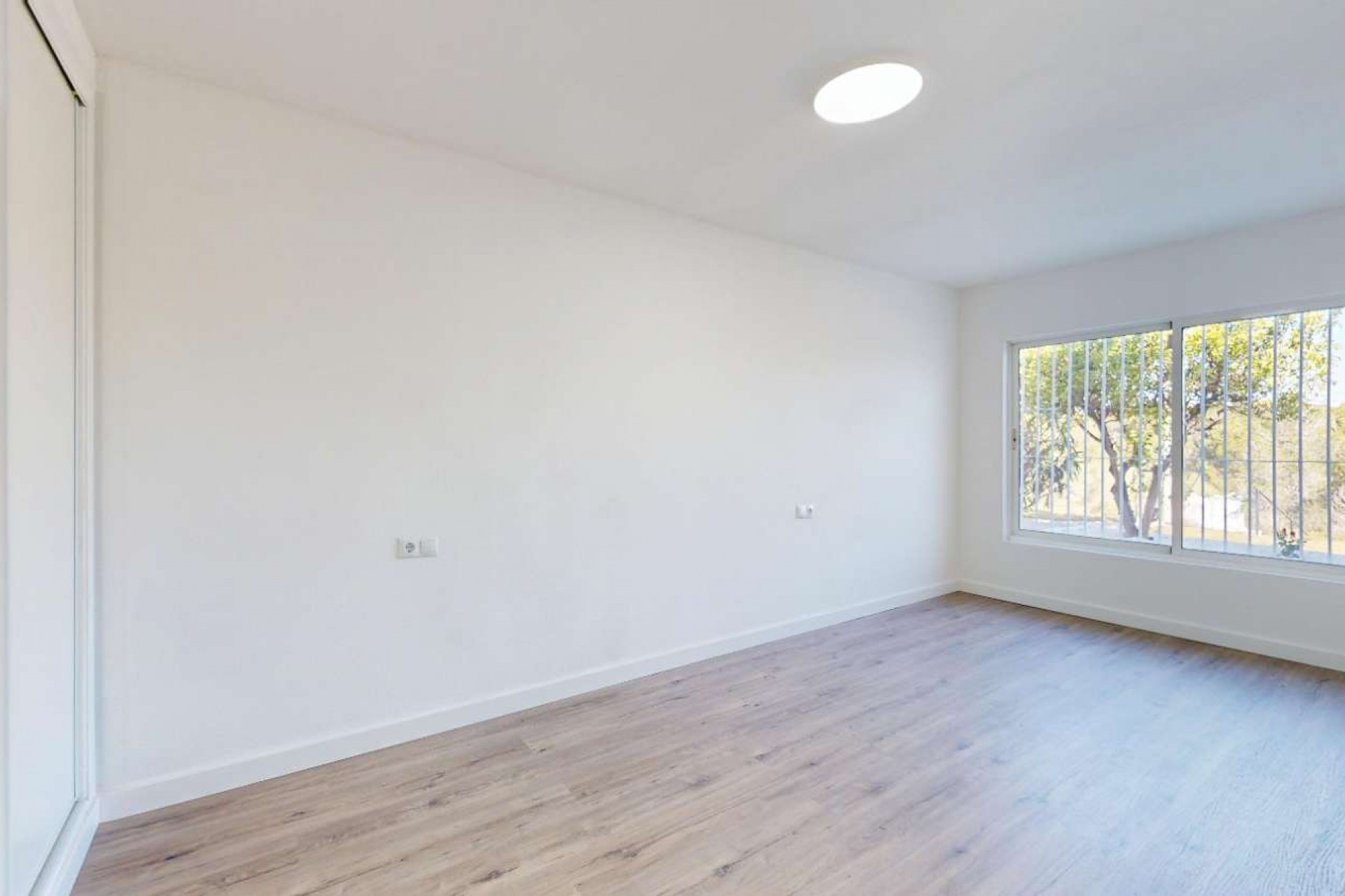 Resale - Bungalow -
Orihuela - Inland