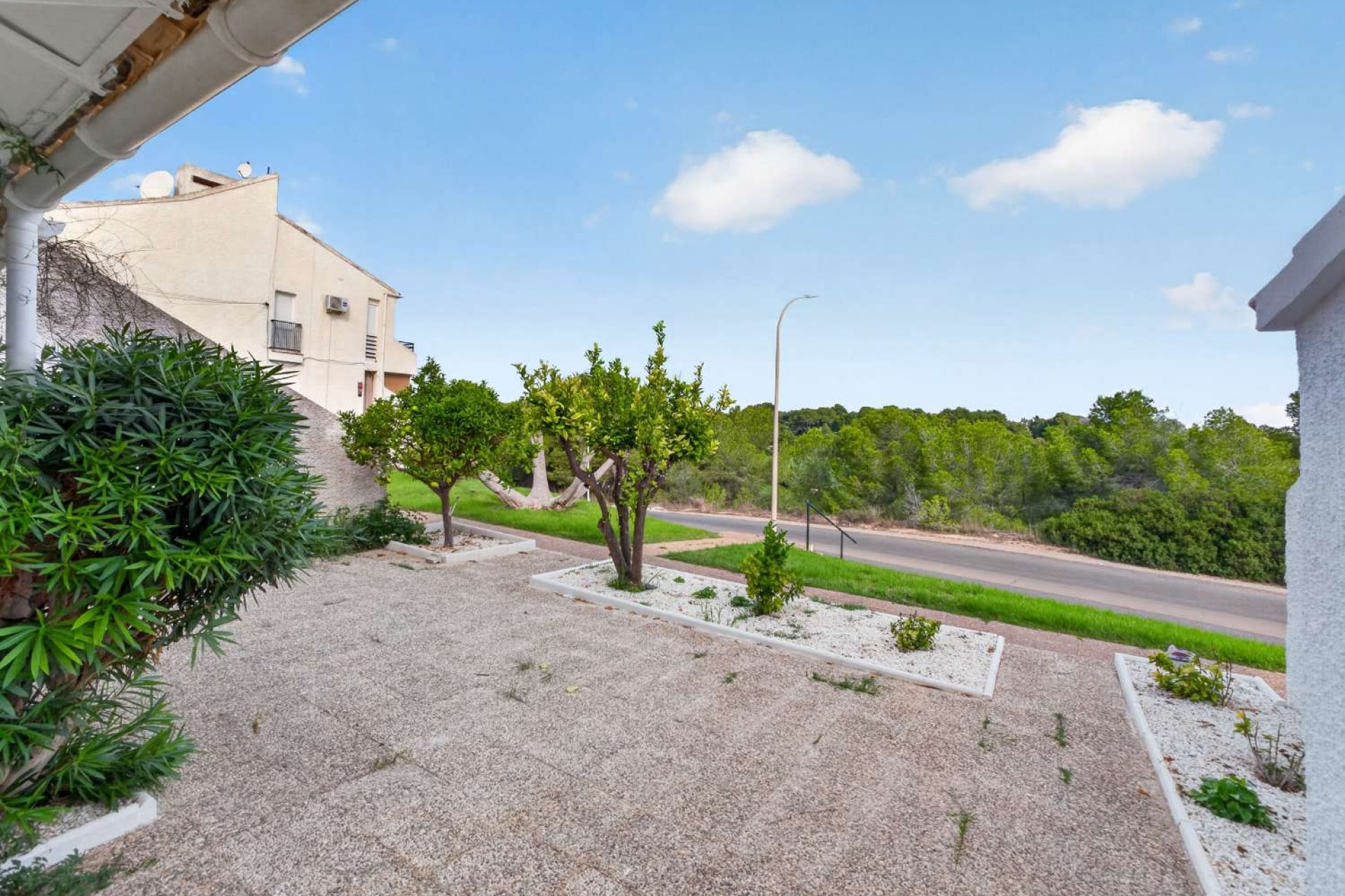 Resale - Bungalow -
Orihuela - Inland