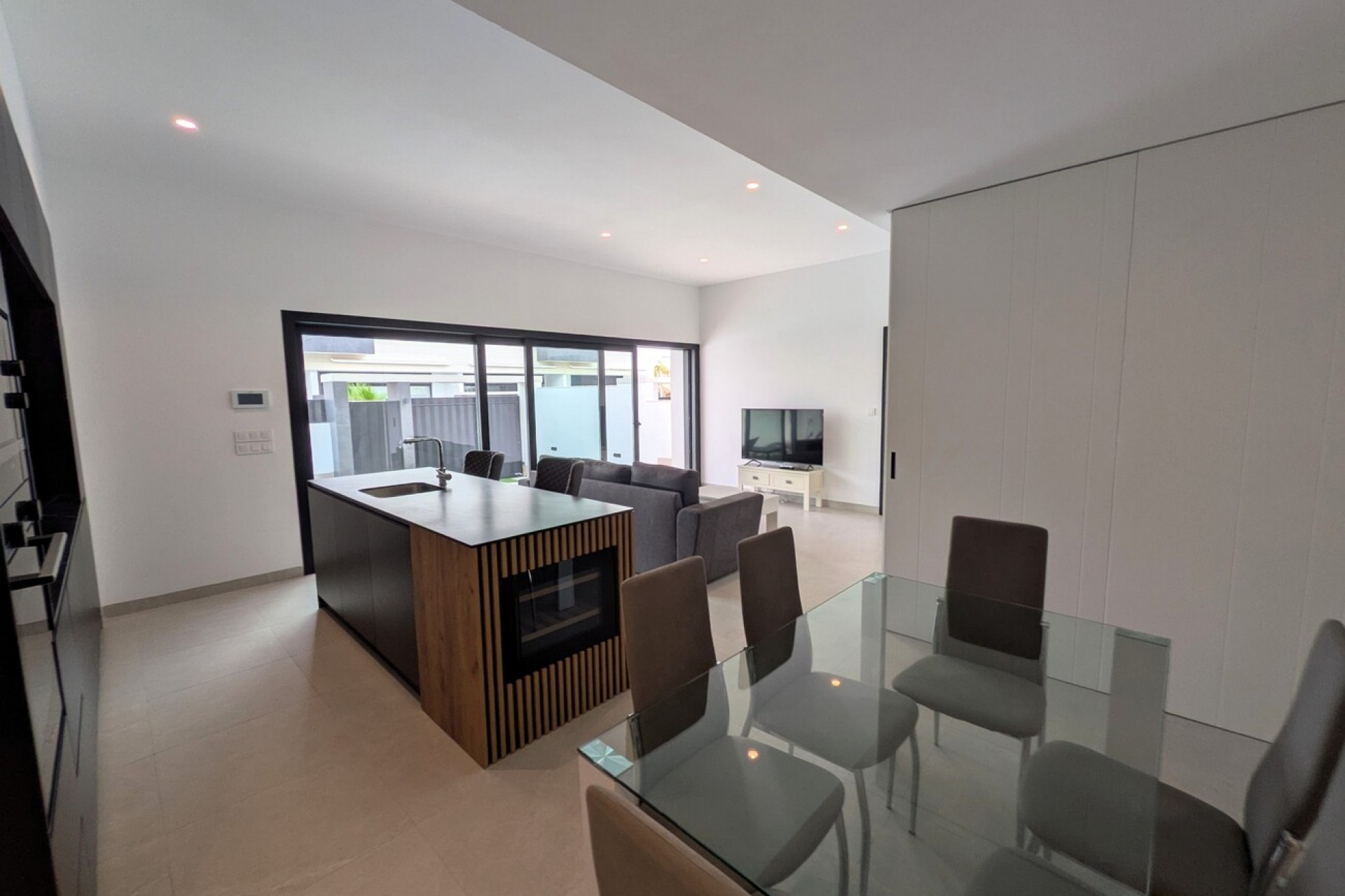 Resale - Bungalow -
Pilar de la Horadada - Costa Blanca