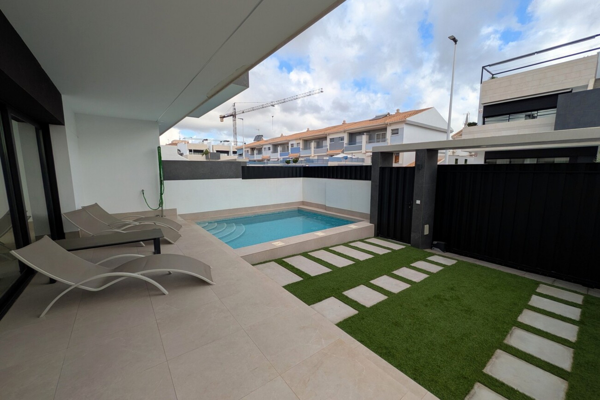 Resale - Bungalow -
Pilar de la Horadada - Costa Blanca