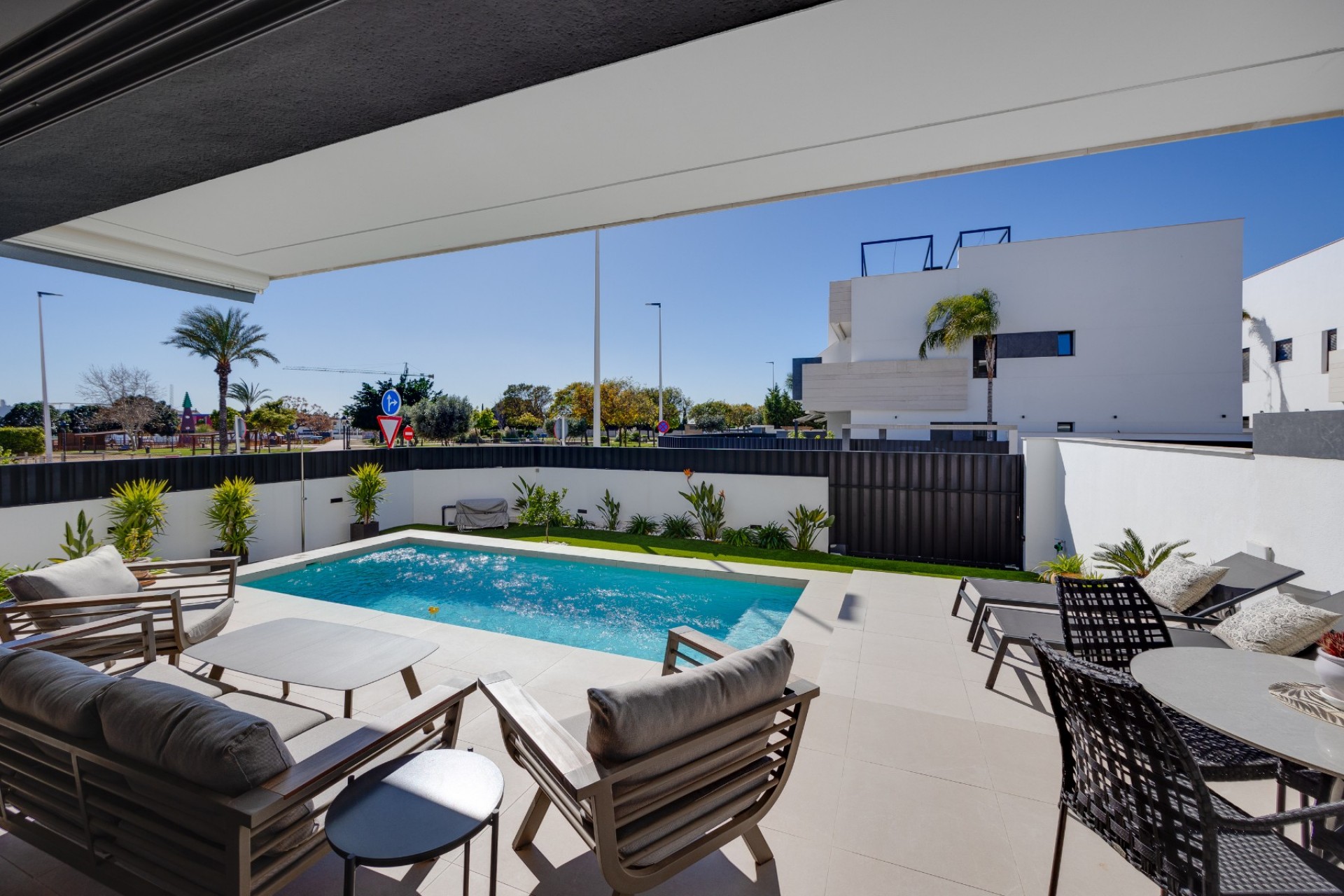 Resale - Bungalow -
Pilar de la Horadada - Costa Blanca