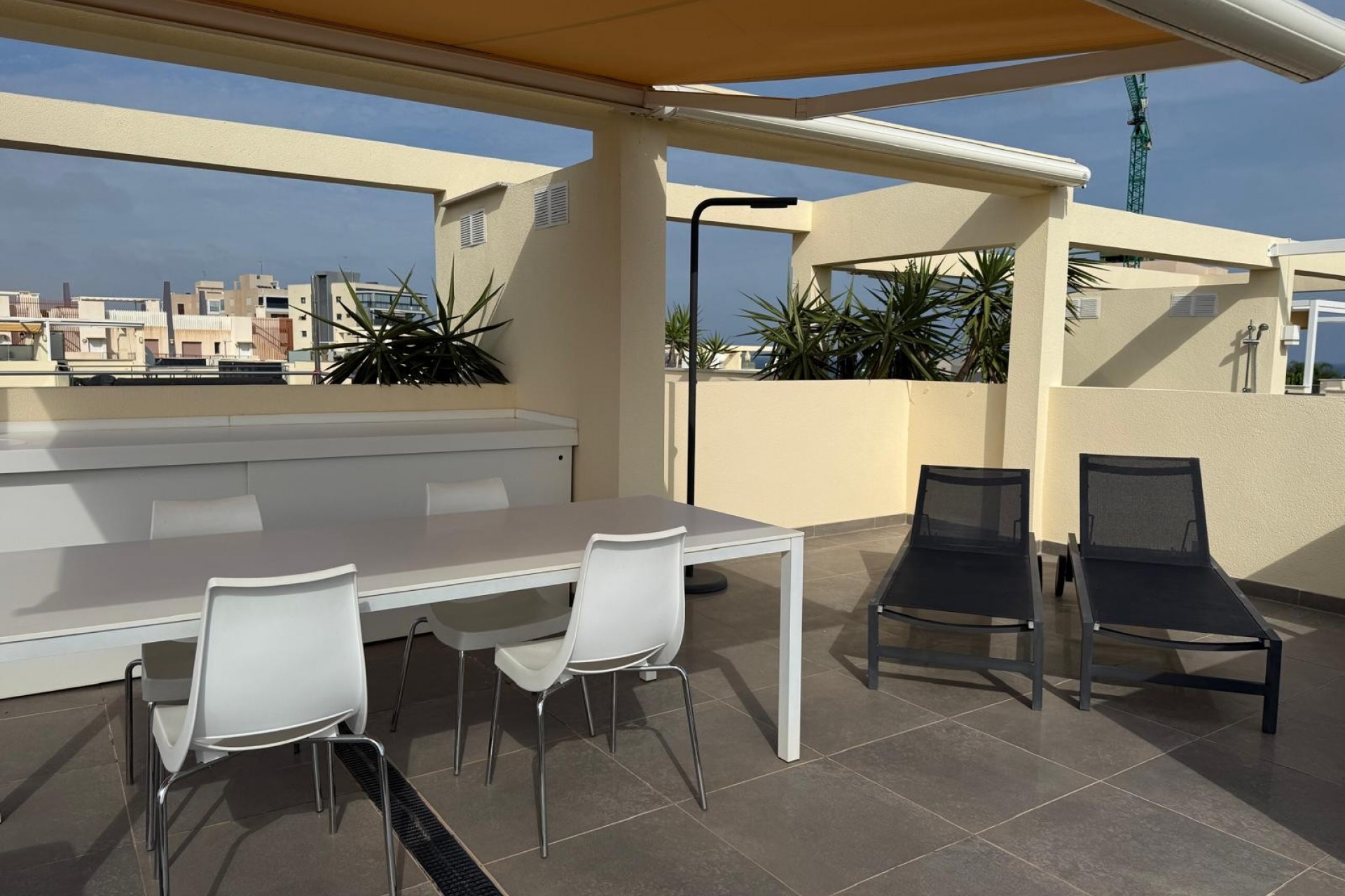 Resale - Bungalow -
Pilar de la Horadada - Costa Blanca
