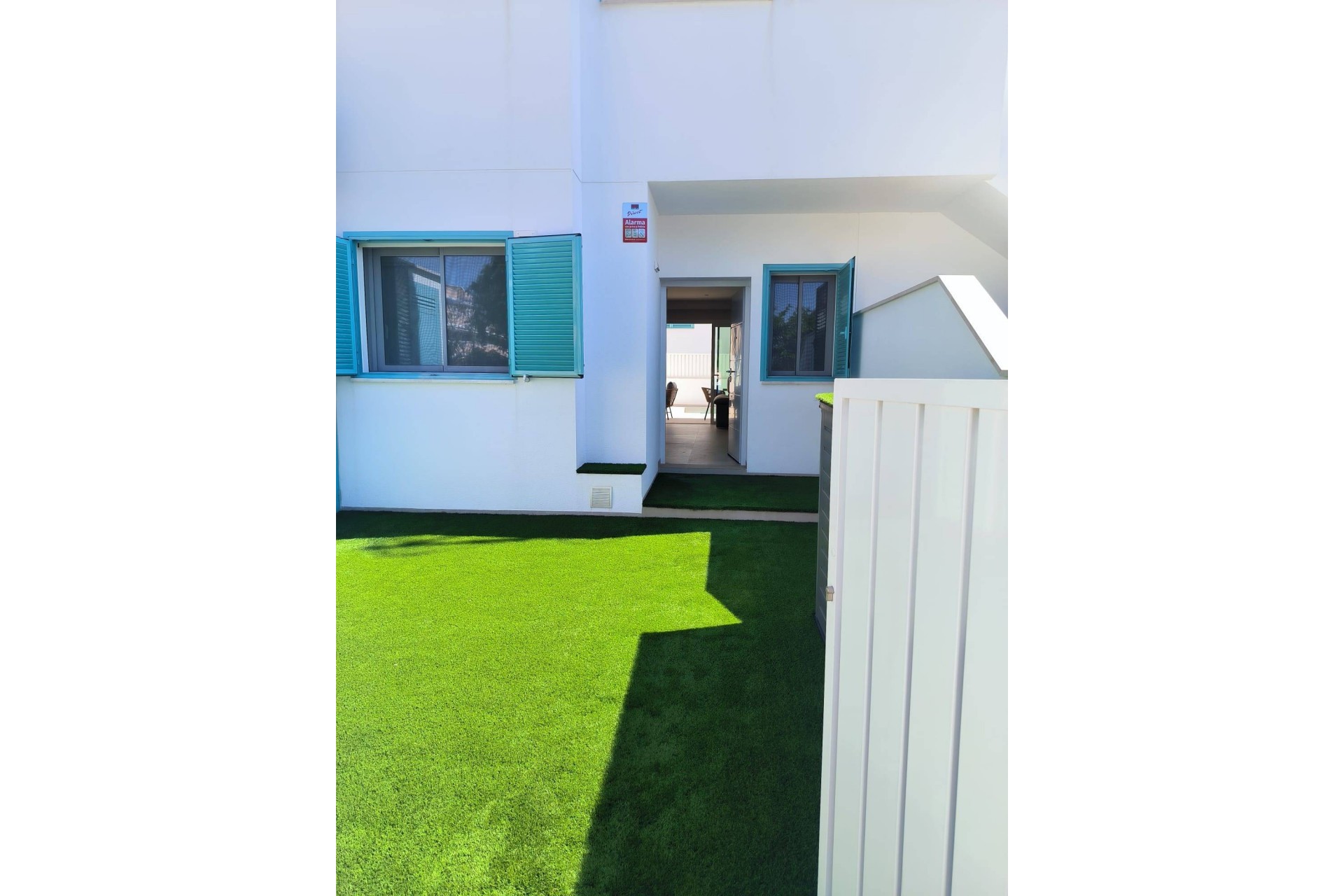 Resale - Bungalow -
Pilar de la Horadada - El Mojón