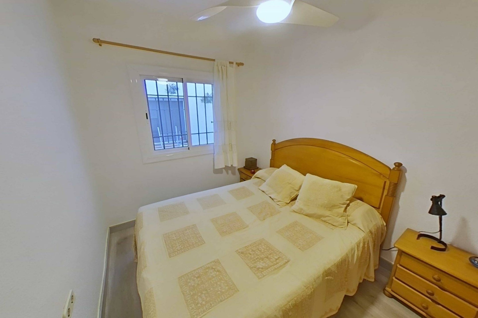 Resale - Bungalow -
San Pedro del Pinatar - El Mojón-las Salinas