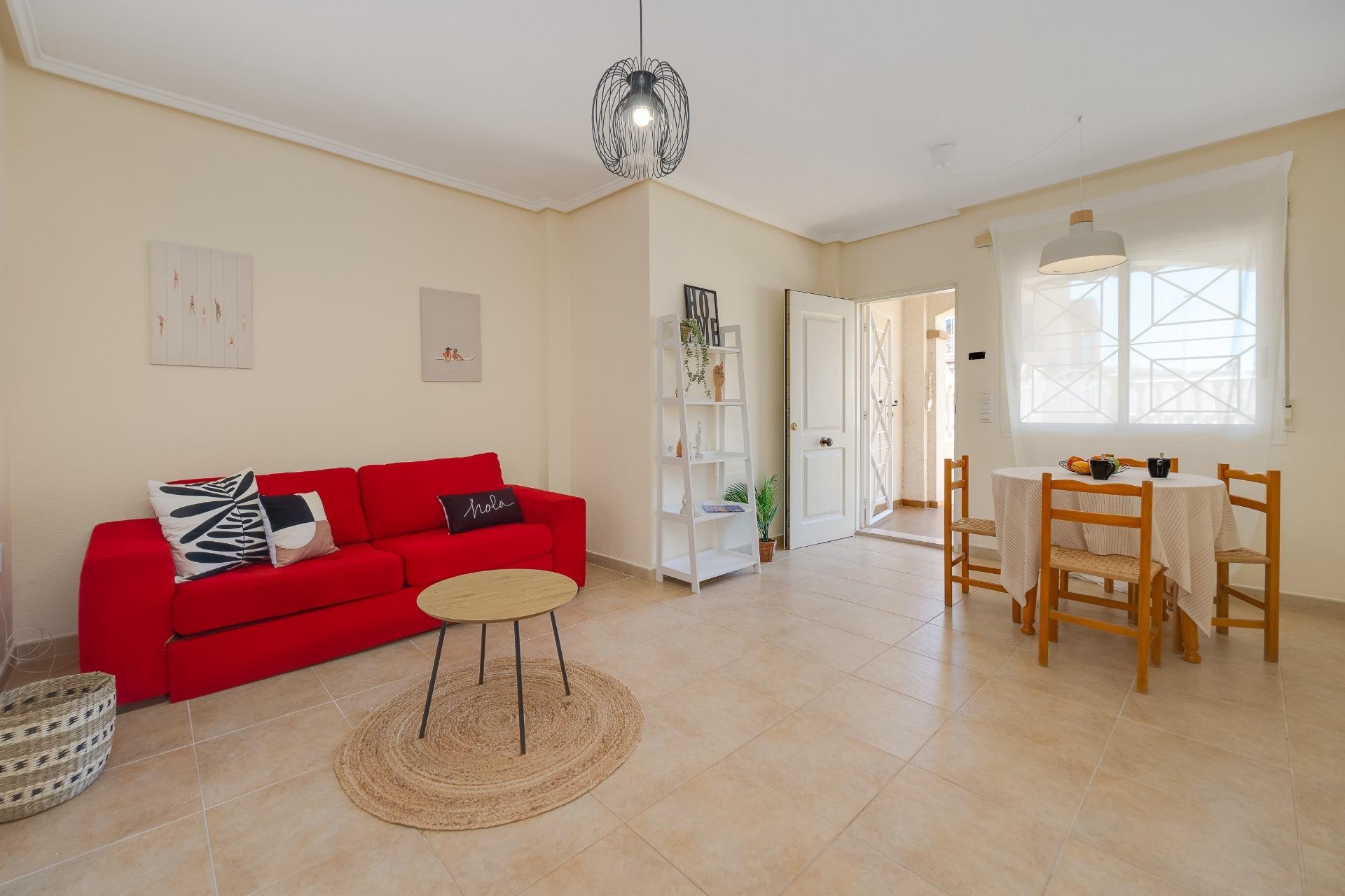 Resale - Bungalow -
Torrevieja - Aguas Nuevas 1