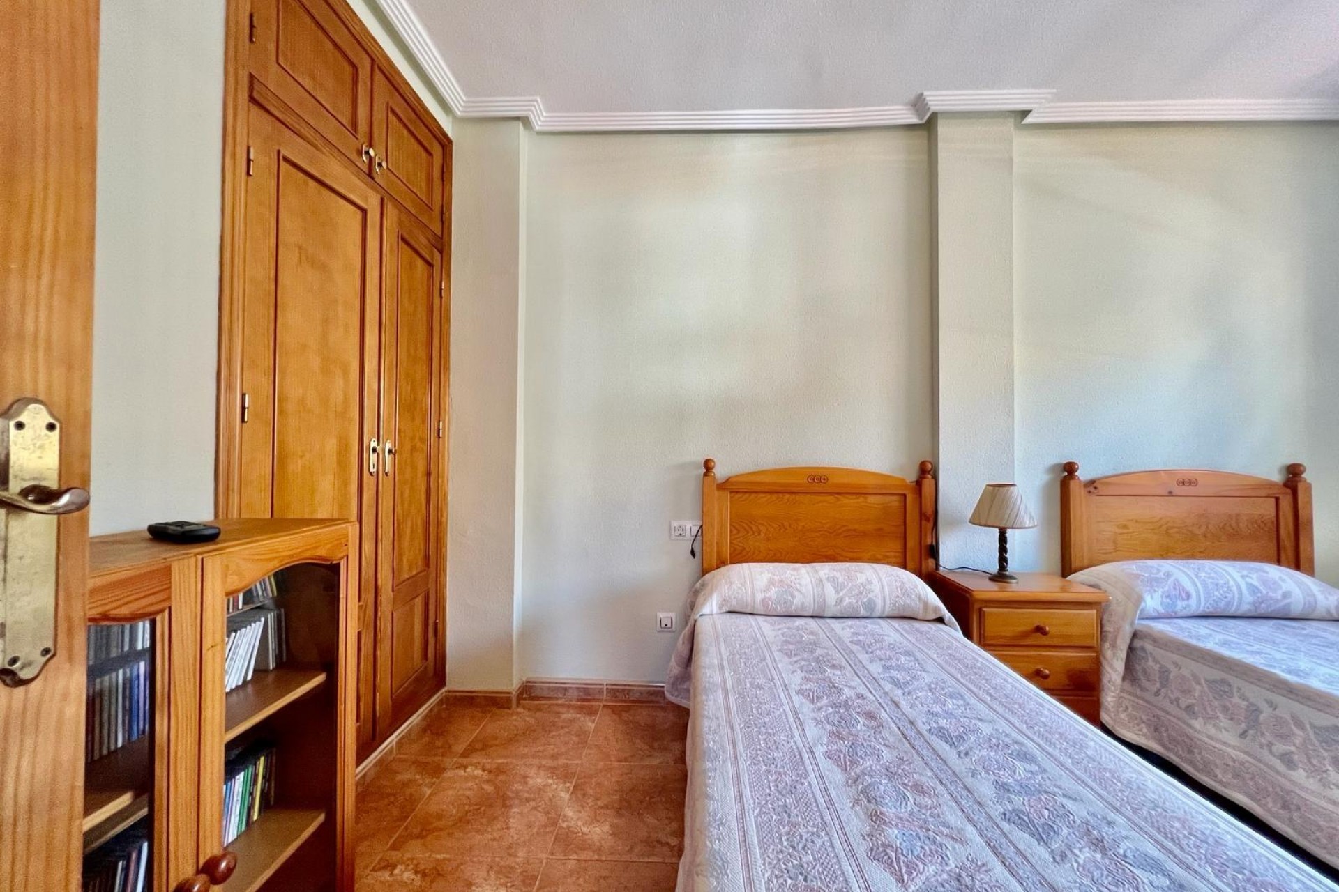 Resale - Bungalow -
Torrevieja - Centro