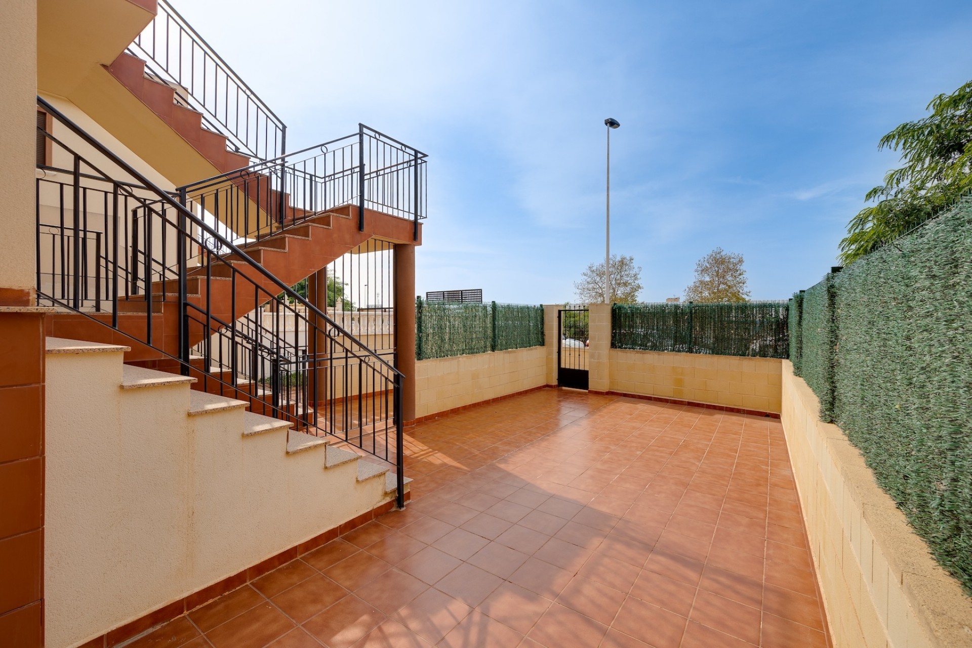 Resale - Bungalow -
Torrevieja - Costa Blanca