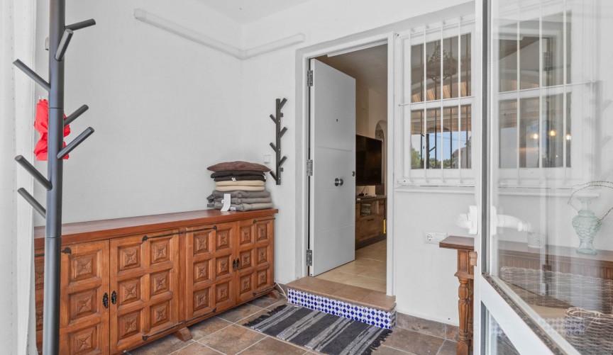 Resale - Bungalow -
Torrevieja - Costa Blanca