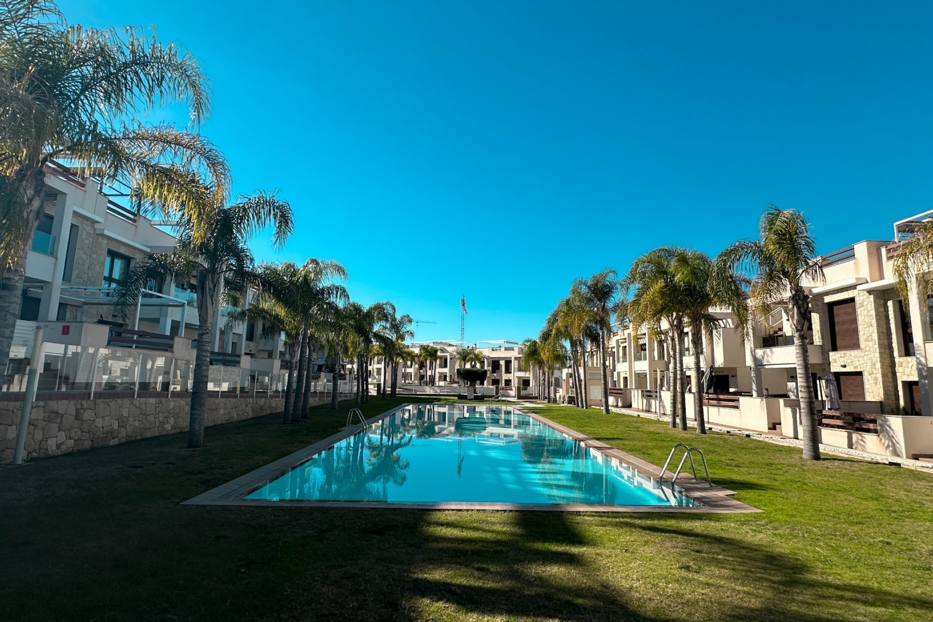 Resale - Bungalow -
Torrevieja - Costa Blanca