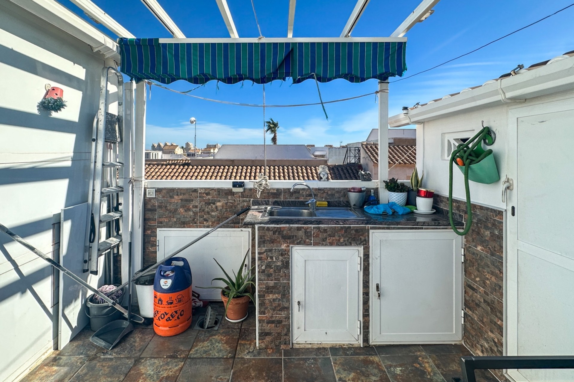 Resale - Bungalow -
Torrevieja - Costa Blanca