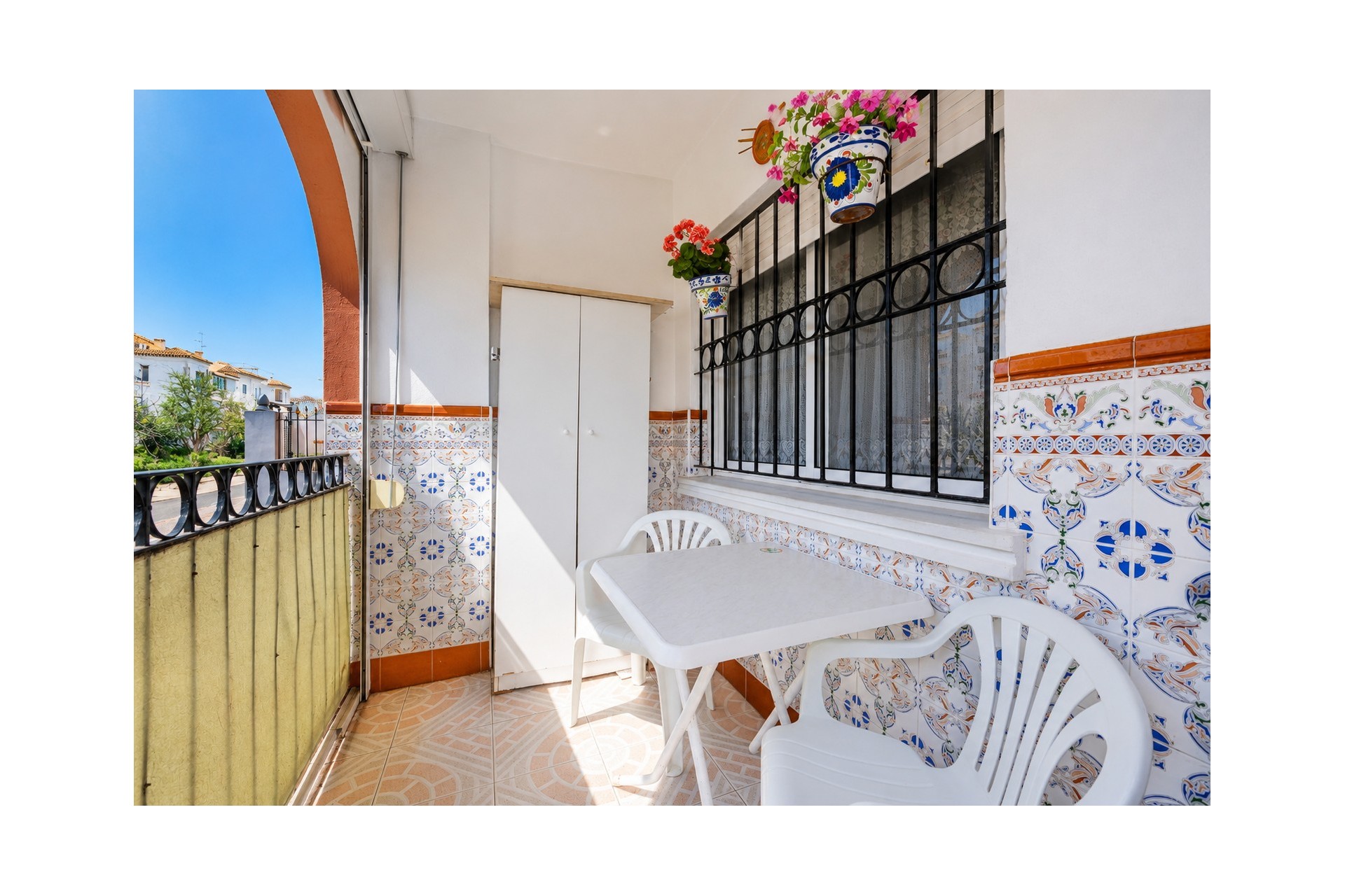 Resale - Bungalow -
Torrevieja - Costa Blanca