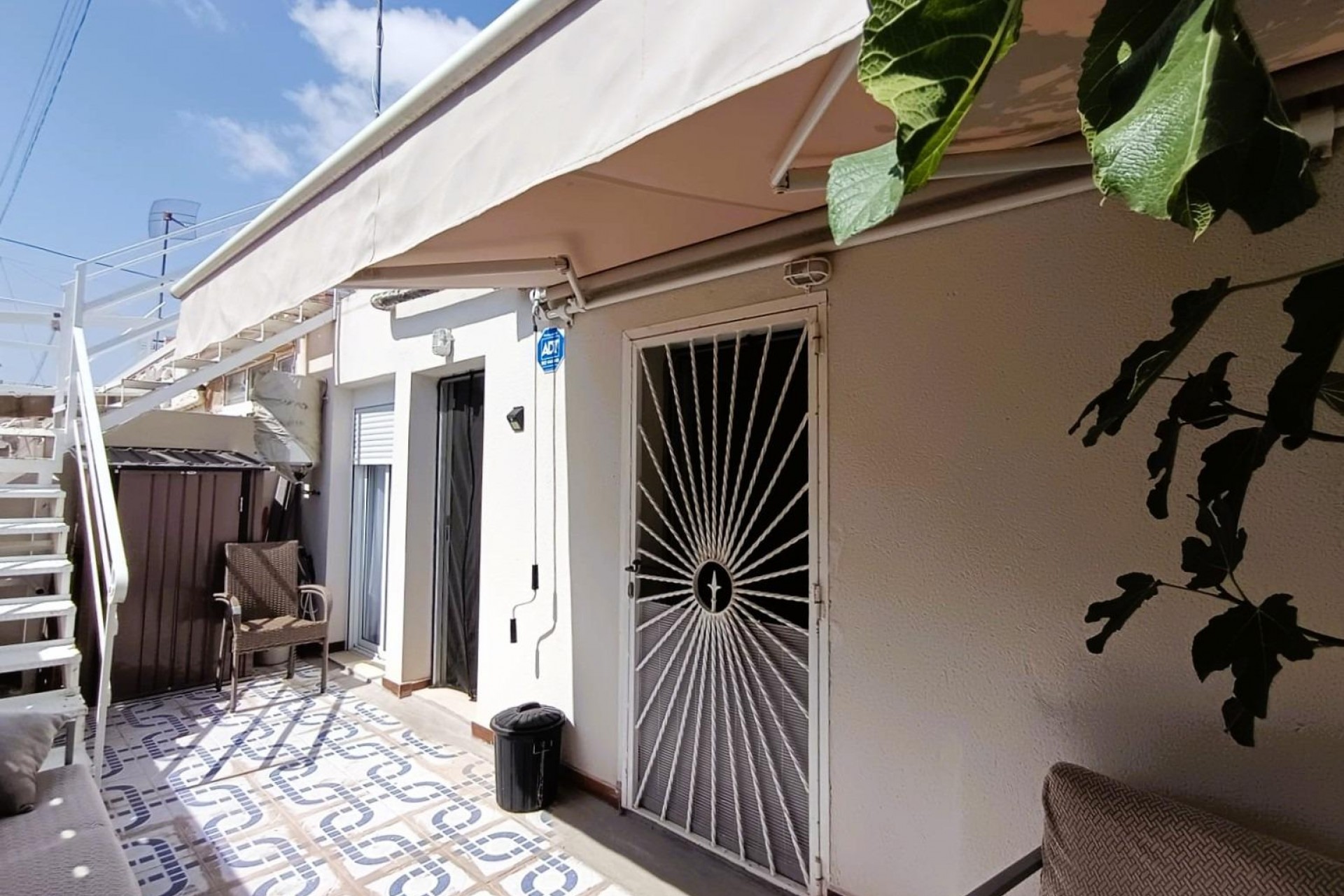 Resale - Bungalow -
Torrevieja - Costa Blanca