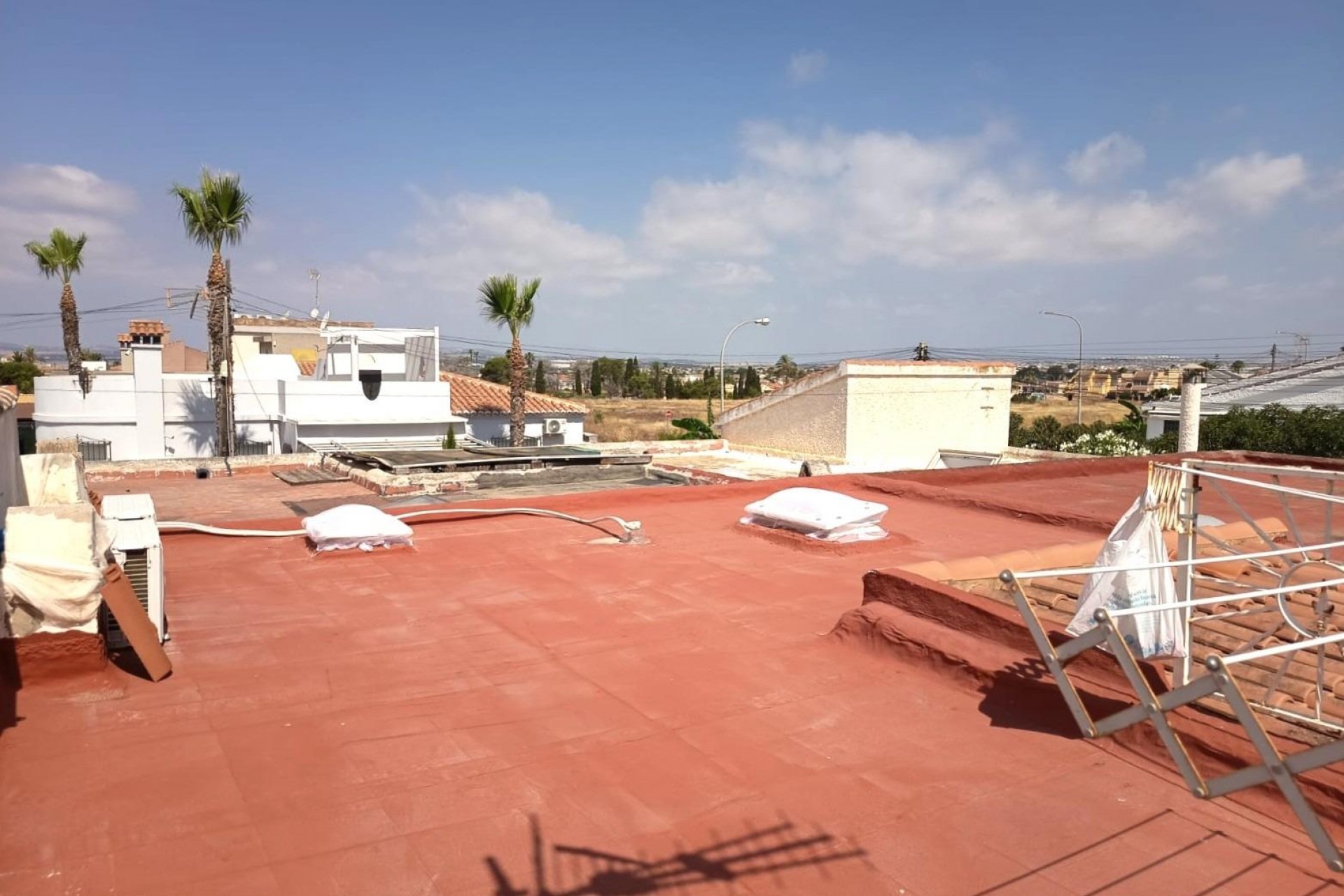 Resale - Bungalow -
Torrevieja - Costa Blanca