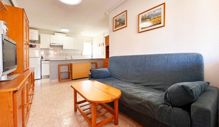 Resale - Bungalow -
Torrevieja - Costa Blanca