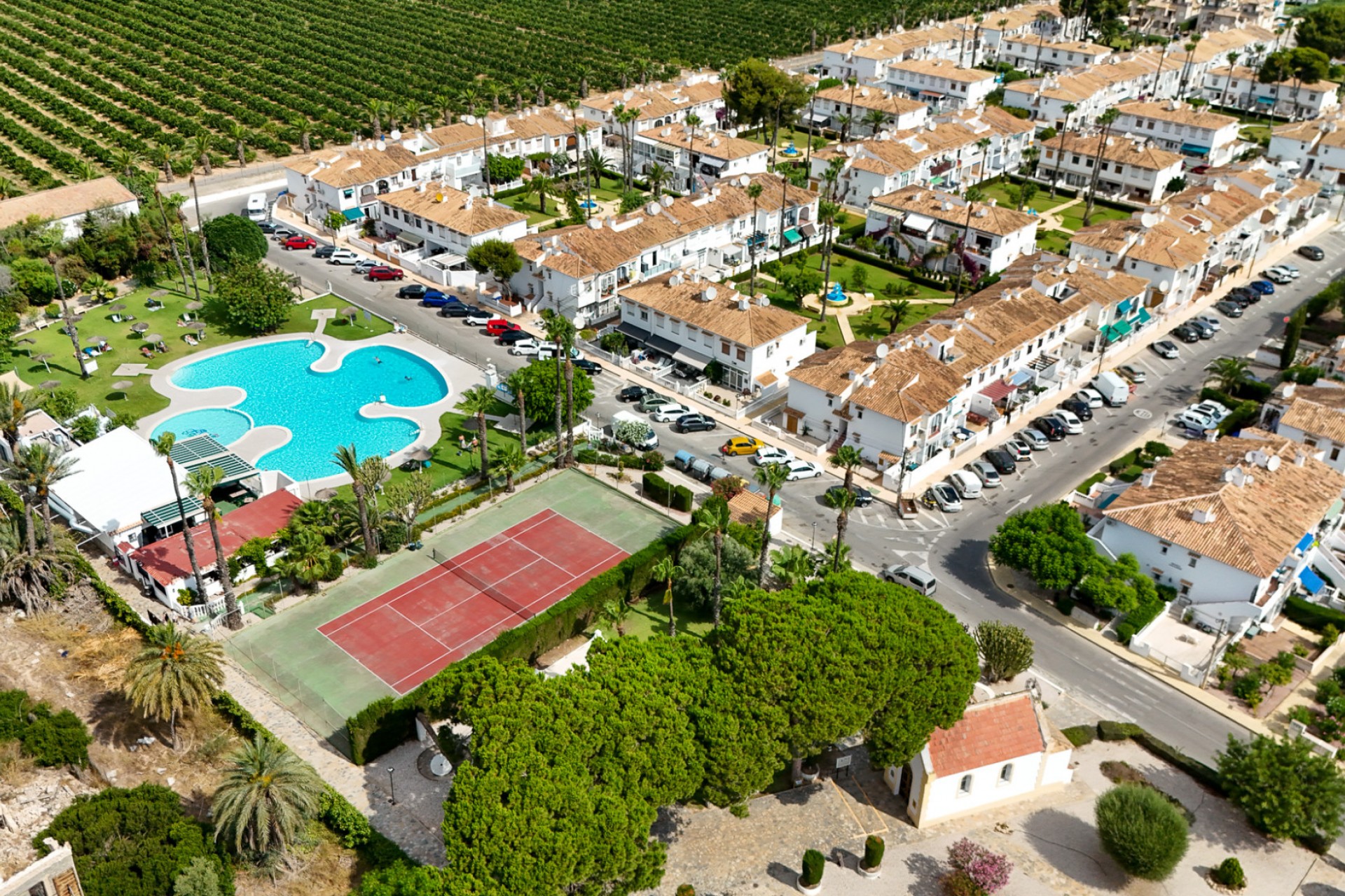 Resale - Bungalow -
Torrevieja - Costa Blanca