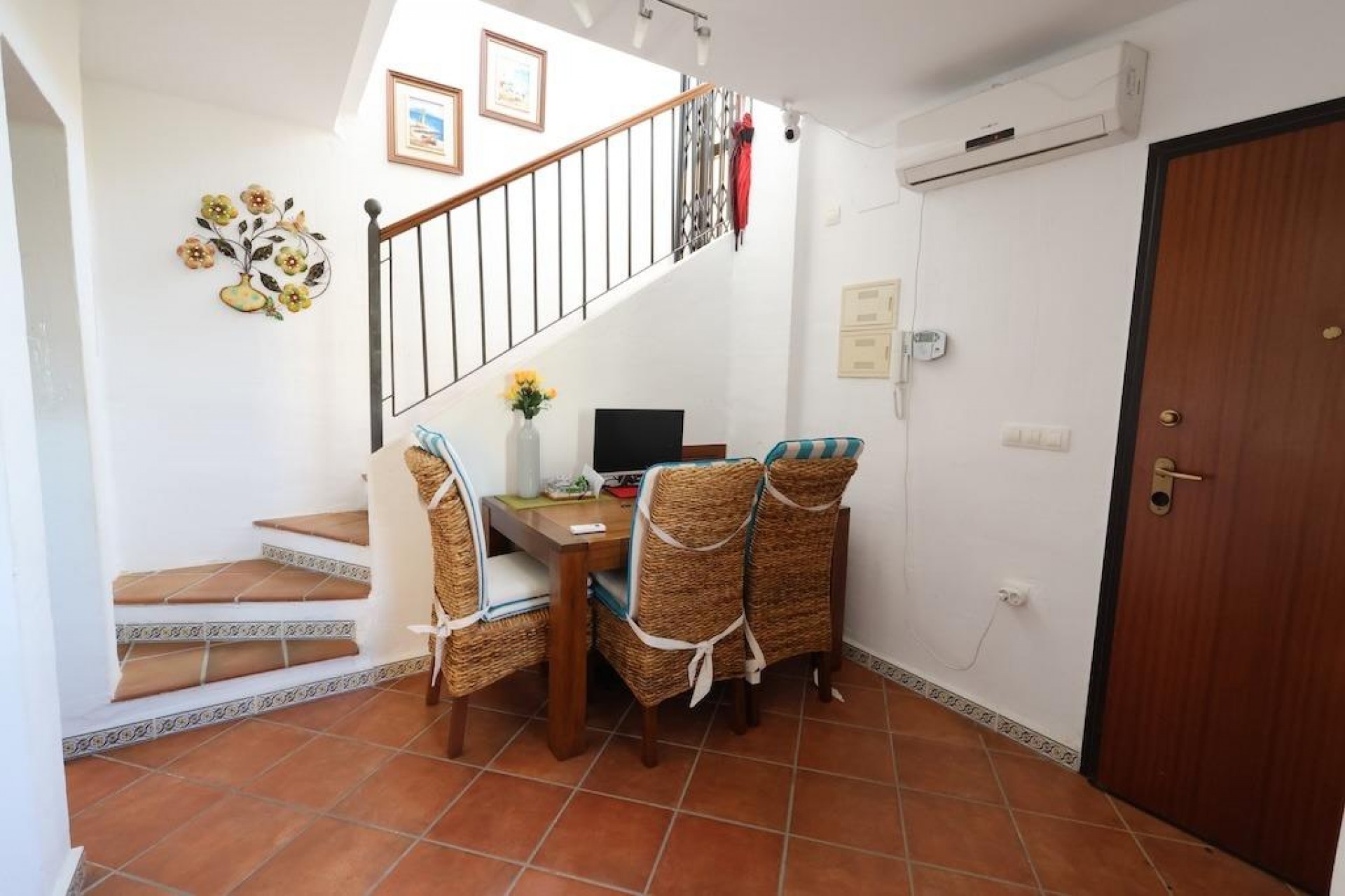 Resale - Bungalow -
Torrevieja - Costa Blanca