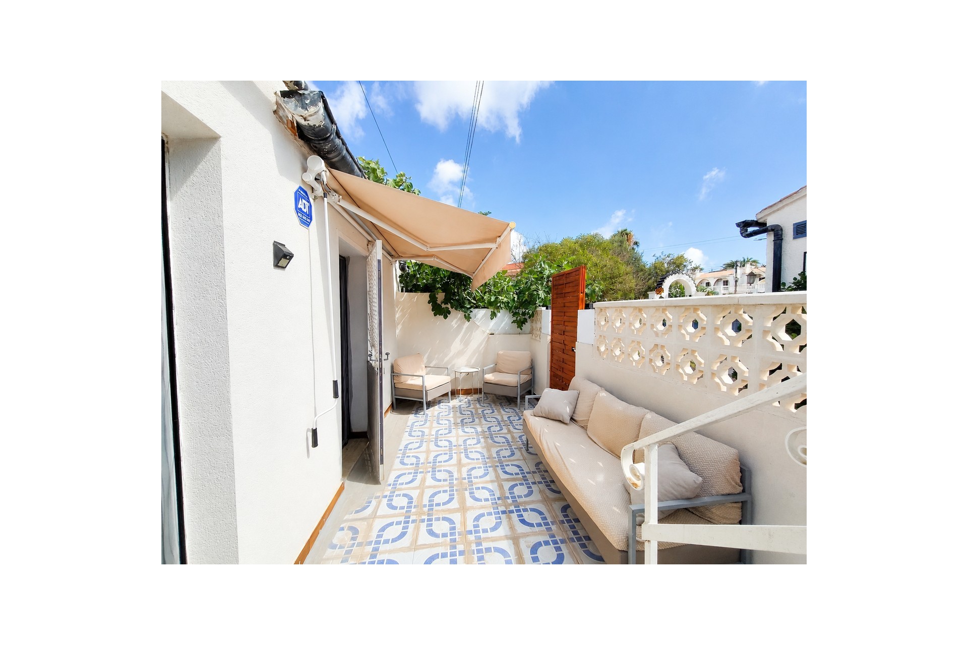Resale - Bungalow -
Torrevieja - Costa Blanca