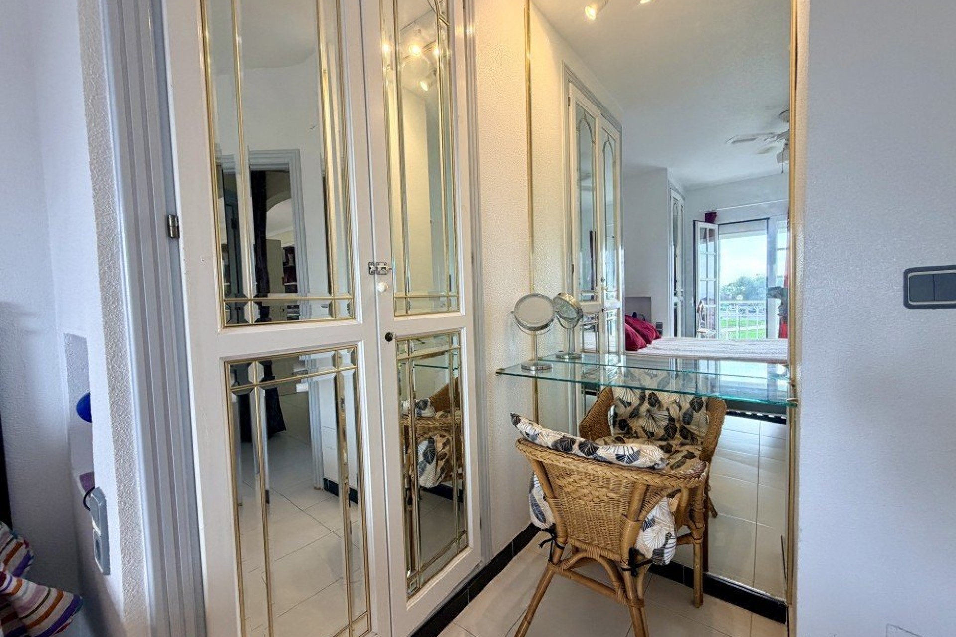 Resale - Bungalow -
Torrevieja - Costa Blanca