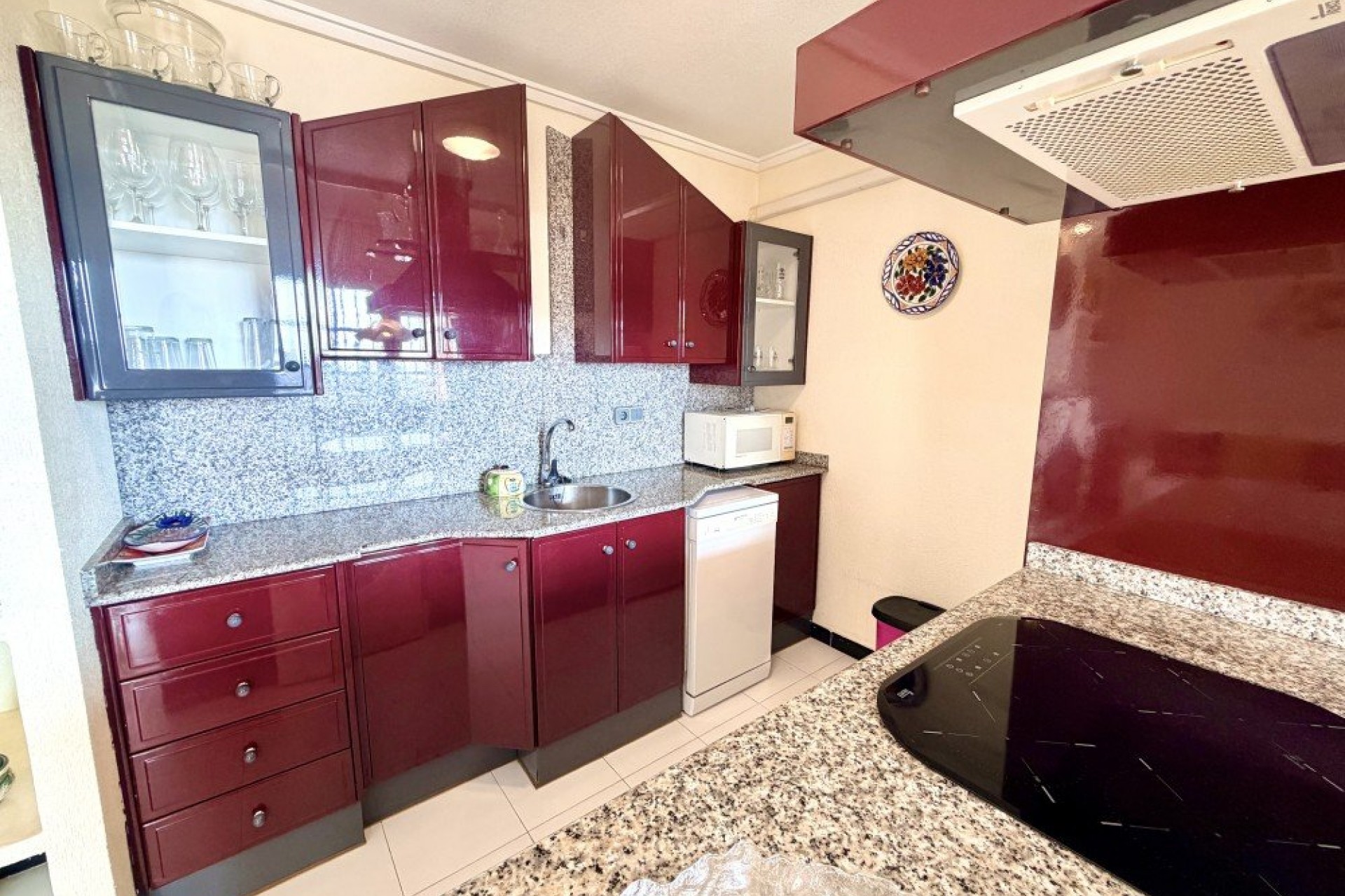 Resale - Bungalow -
Torrevieja - Costa Blanca