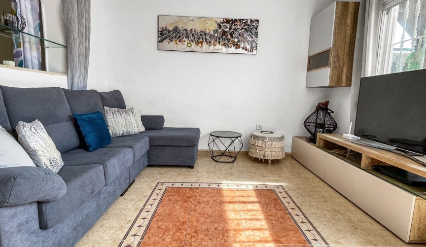 Resale - Bungalow -
Torrevieja - Costa Blanca