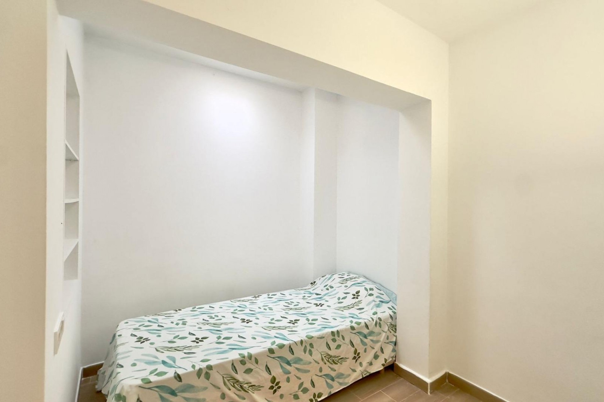 Resale - Bungalow -
Torrevieja - El Limonar