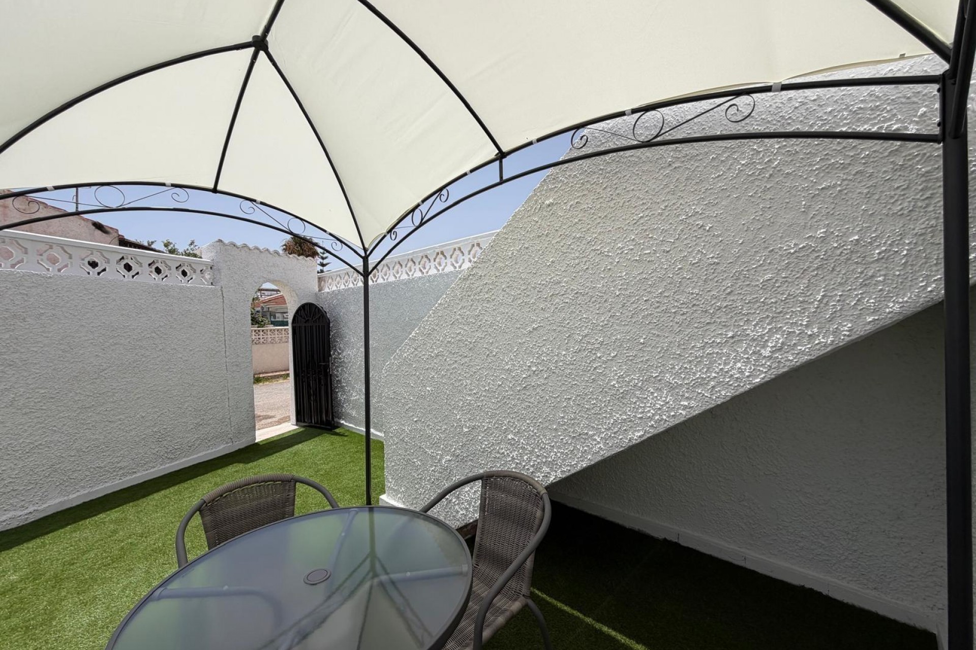 Resale - Bungalow -
Torrevieja - El Limonar