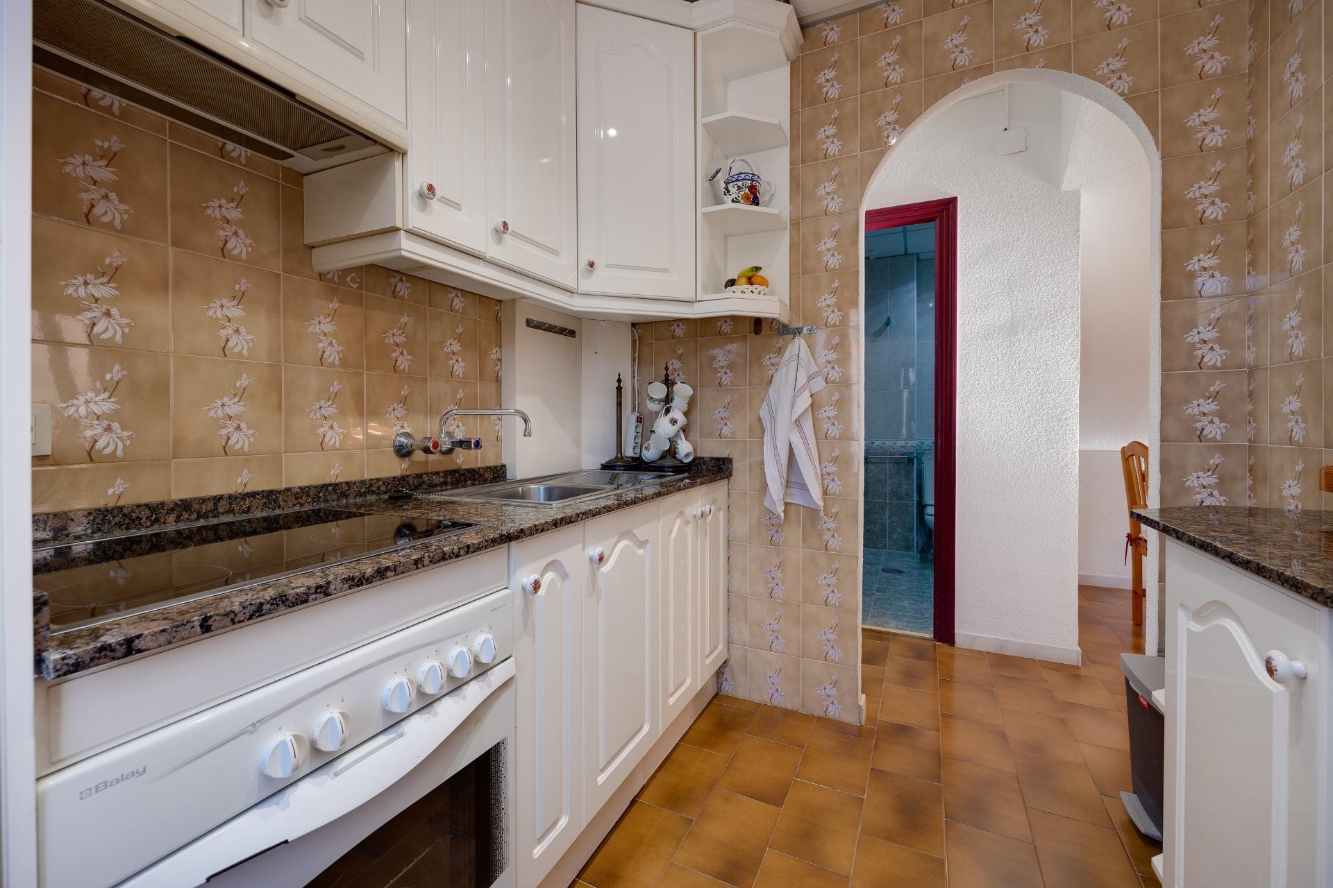 Resale - Bungalow -
Torrevieja - La Mata