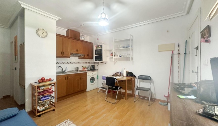 Resale - Bungalow -
Torrevieja - La Mata