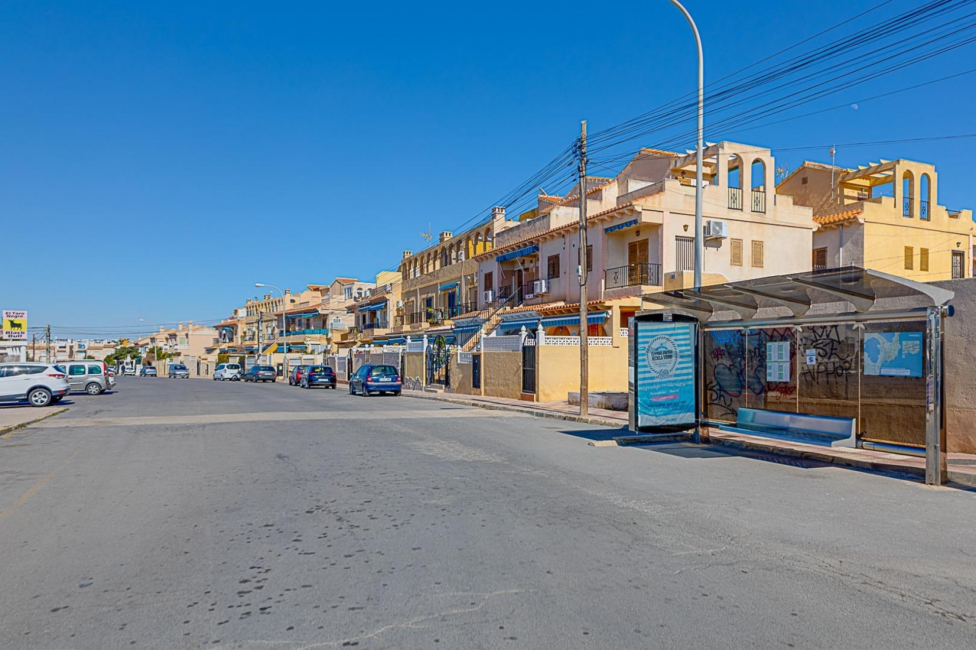 Resale - Bungalow -
Torrevieja - La Siesta - El Salado - Torreta
