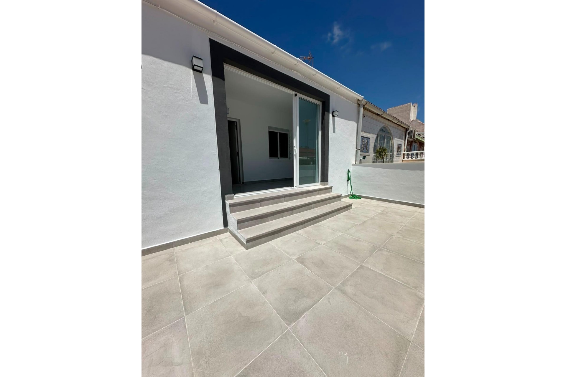 Resale - Bungalow -
Torrevieja - La Siesta - El Salado - Torreta