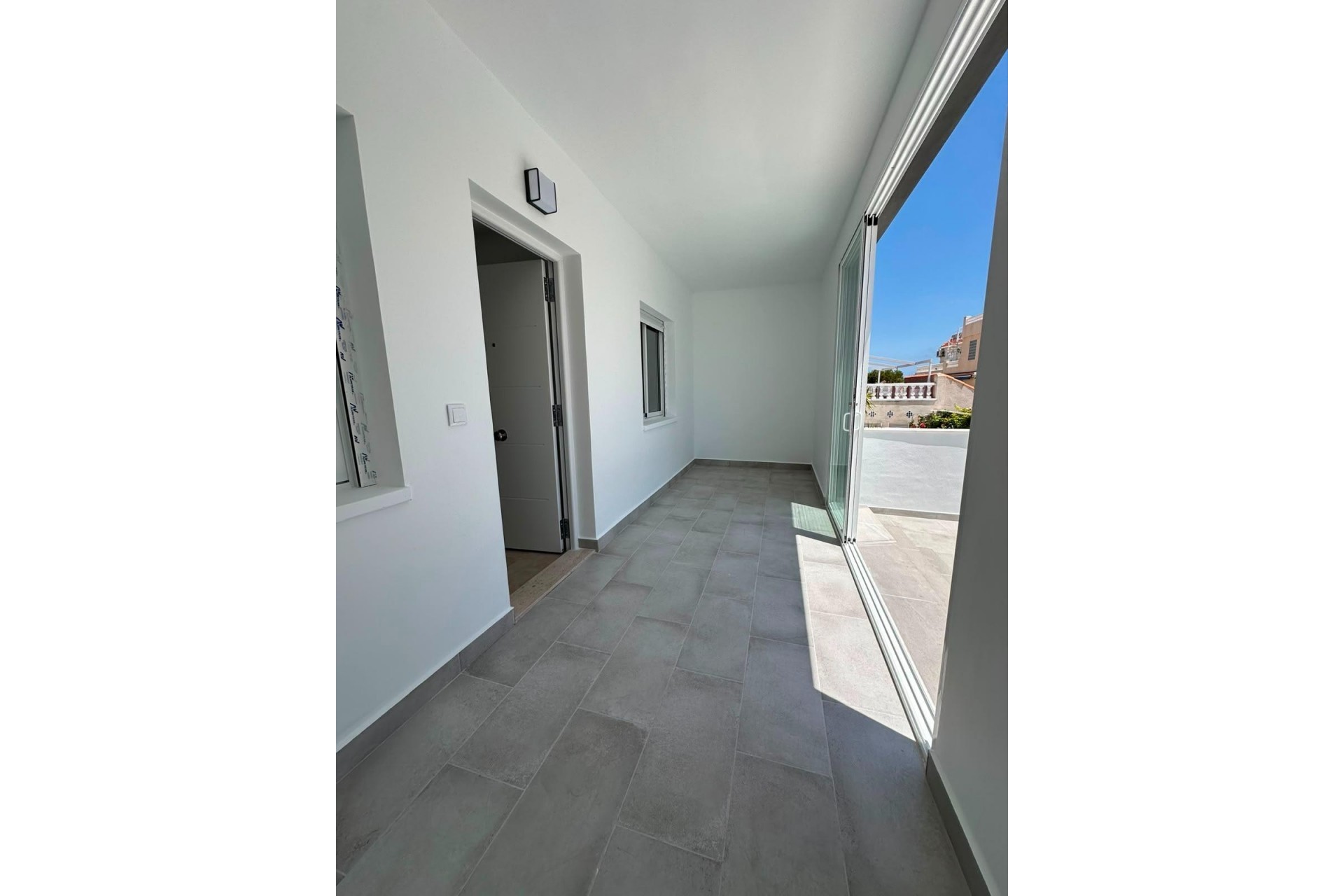 Resale - Bungalow -
Torrevieja - La Siesta - El Salado - Torreta
