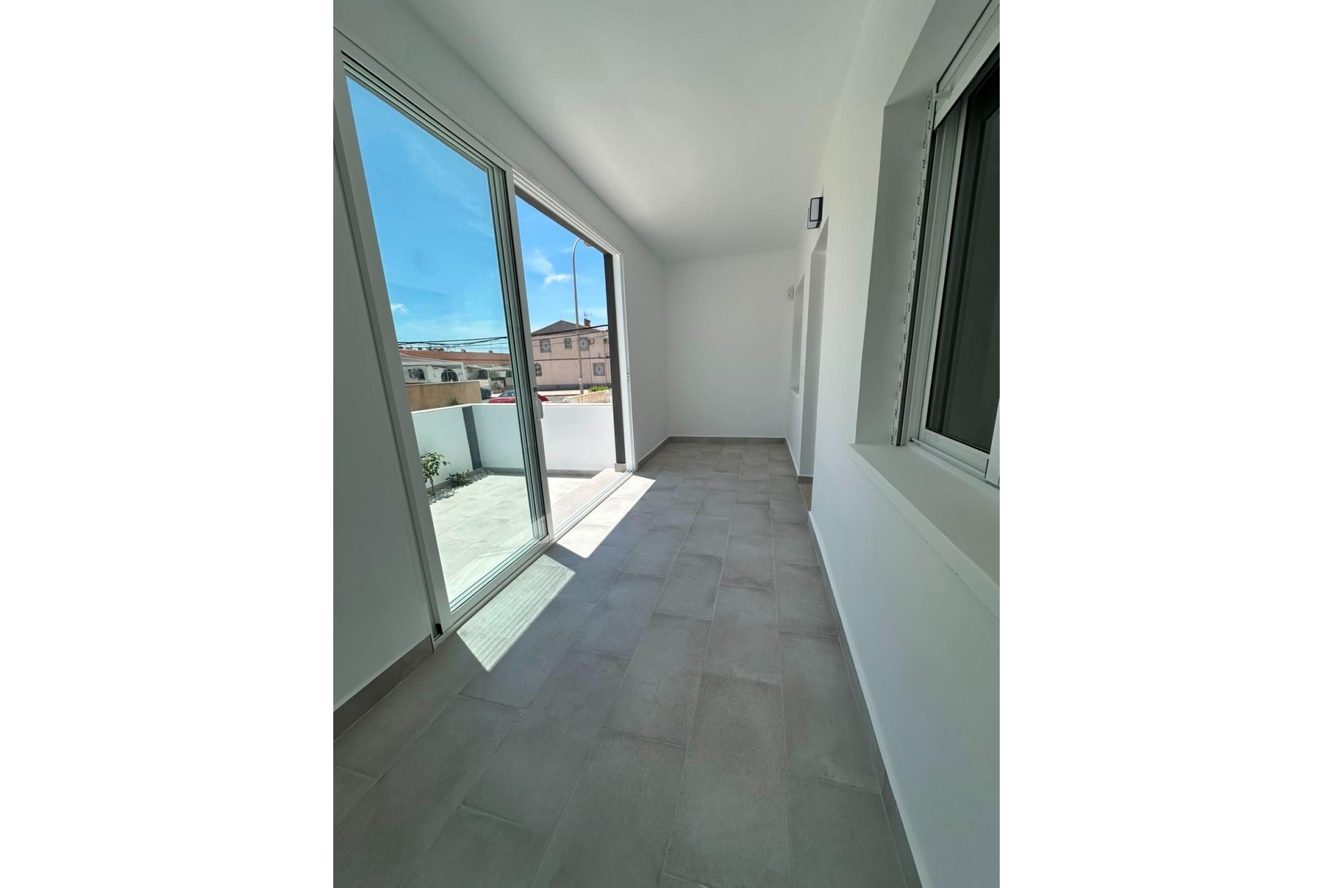 Resale - Bungalow -
Torrevieja - La Siesta - El Salado - Torreta