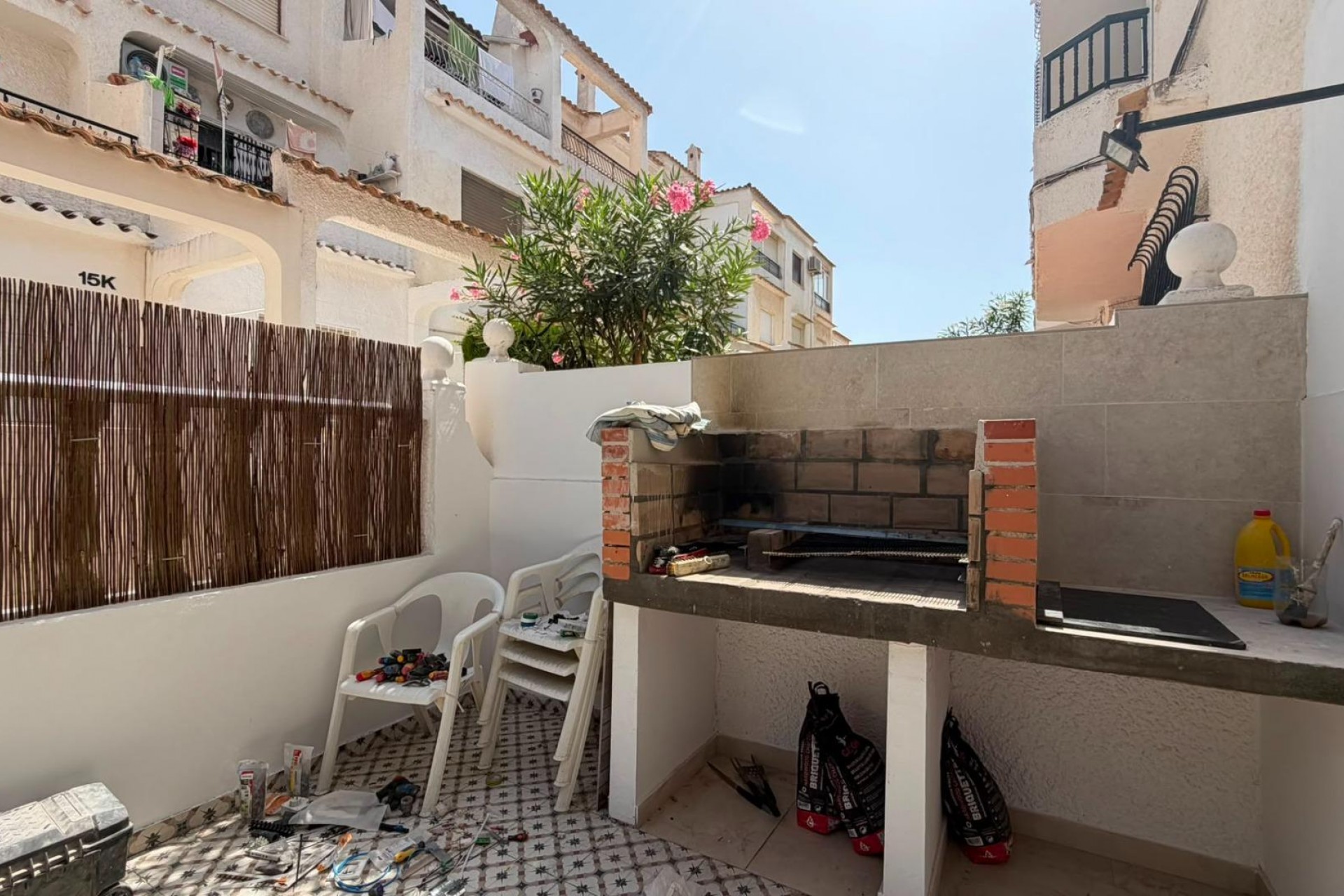 Resale - Bungalow -
Torrevieja - La Veleta