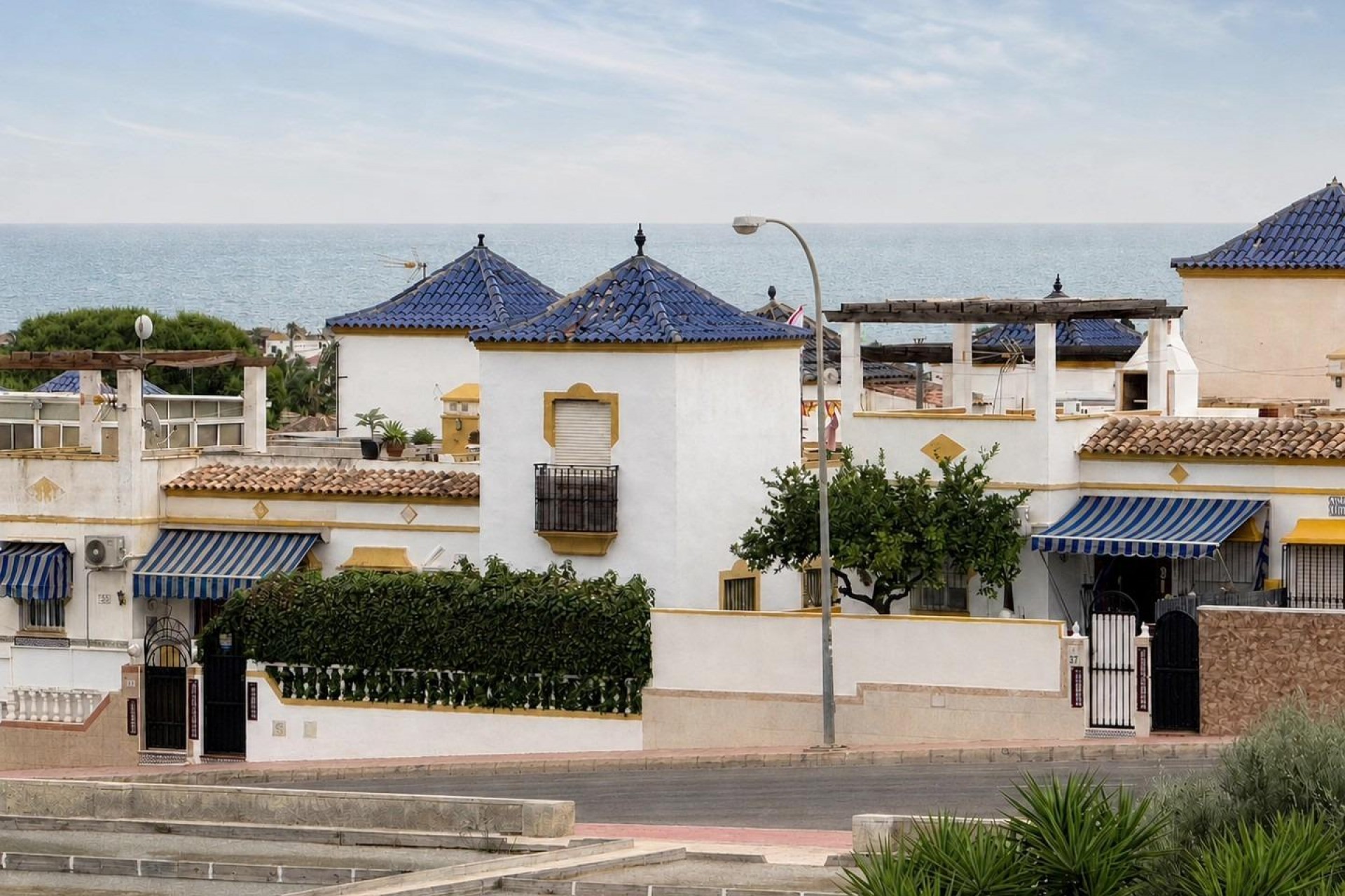 Resale - Bungalow -
Torrevieja - Los Balcones - Los Altos del Edén