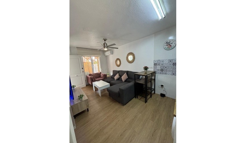 Resale - Bungalow -
Torrevieja - Los Balcones