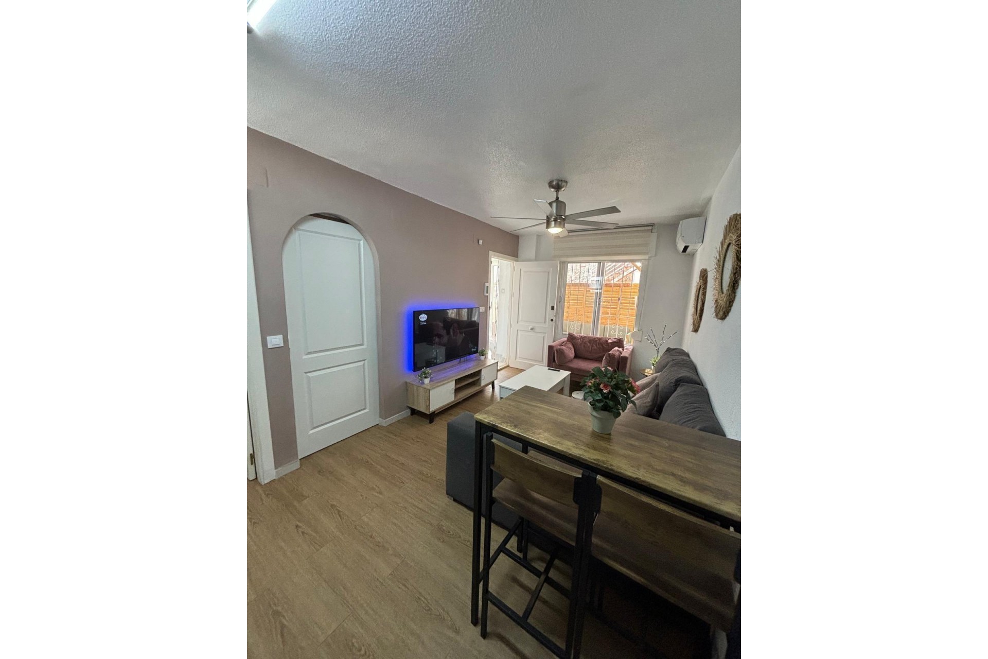 Resale - Bungalow -
Torrevieja - Los Balcones