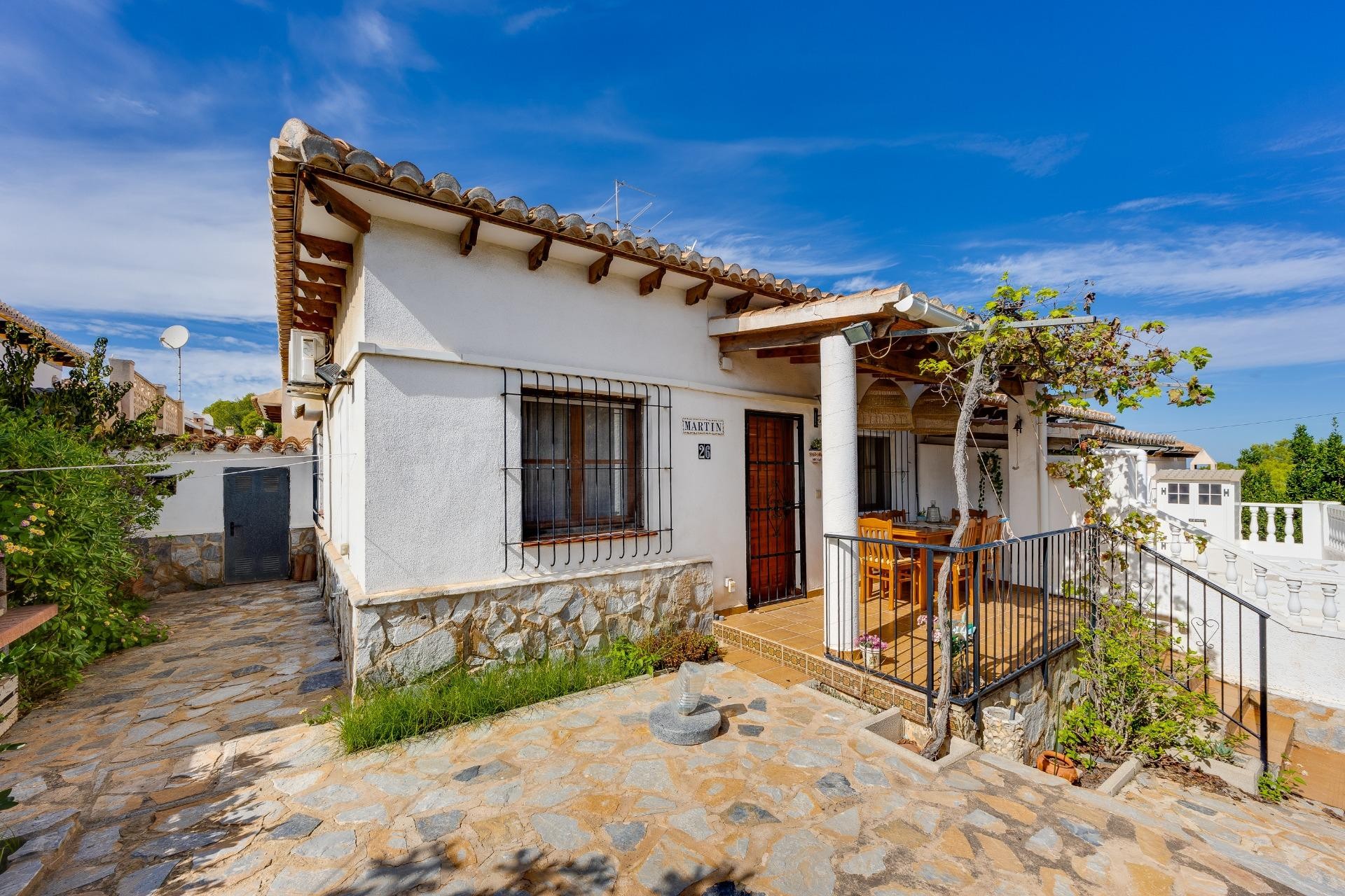 Resale - Bungalow -
Torrevieja - Los Balcones