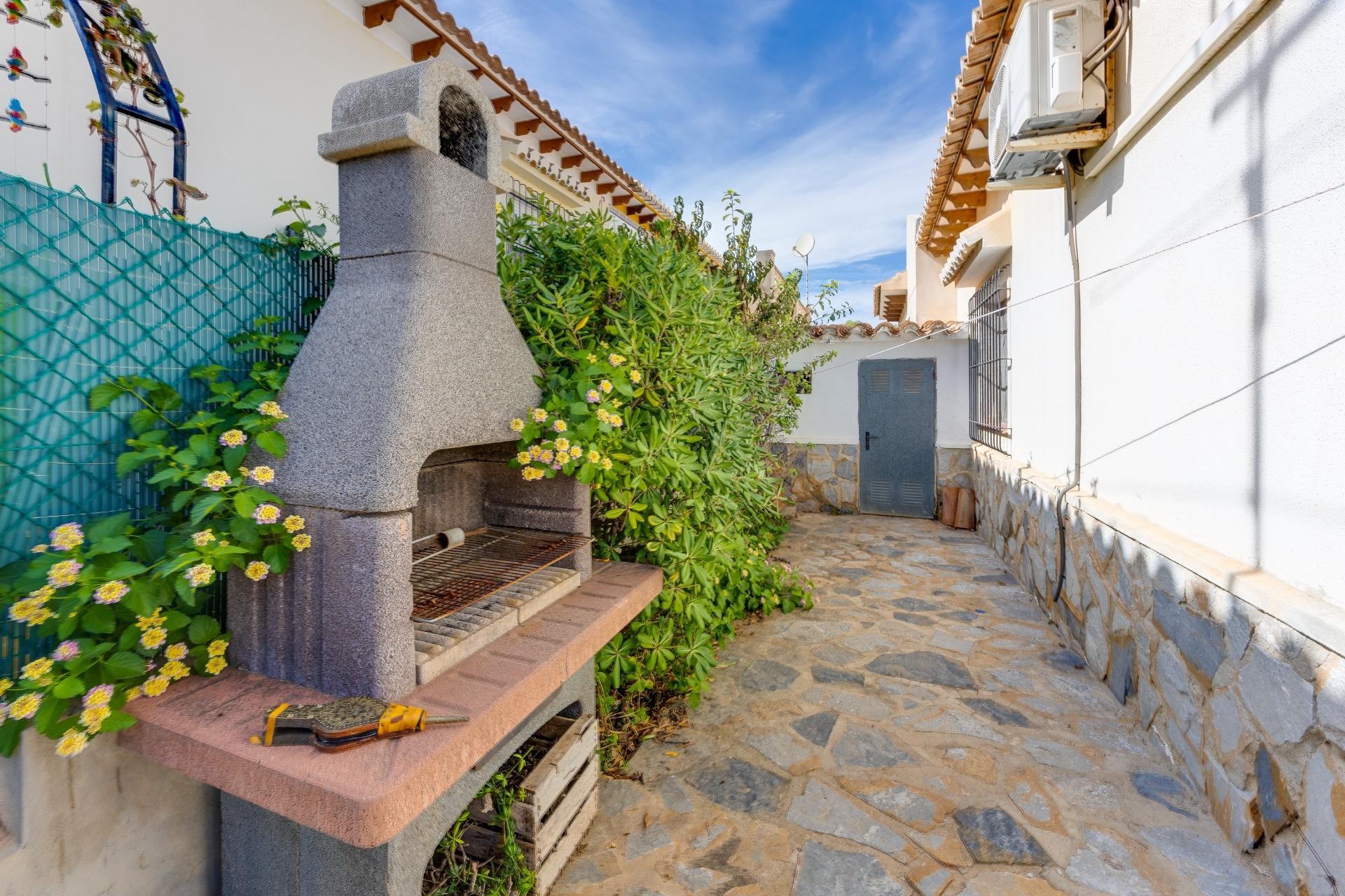 Resale - Bungalow -
Torrevieja - Los Balcones