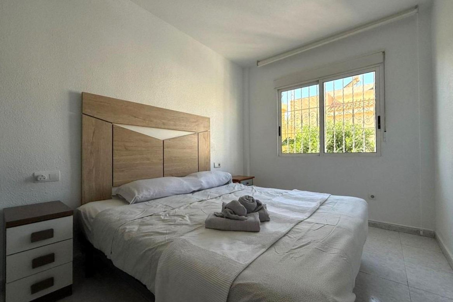 Resale - Bungalow -
Torrevieja - Los Frutales