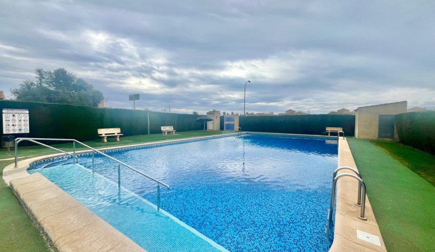 Resale - Bungalow -
Torrevieja - Paraje Natural